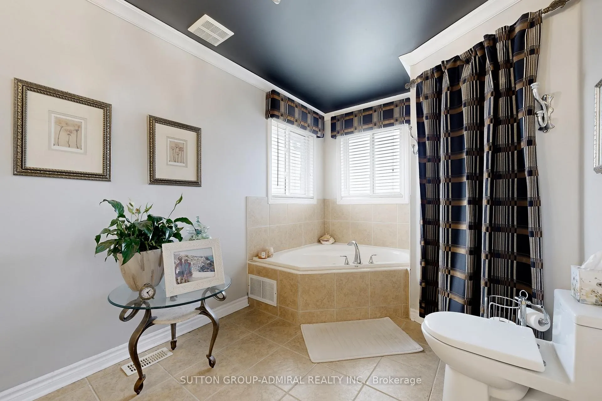 Photo 29 of Unit Upper, 32 Stephanie Lane, Barrie, Painswick South — HOMEH