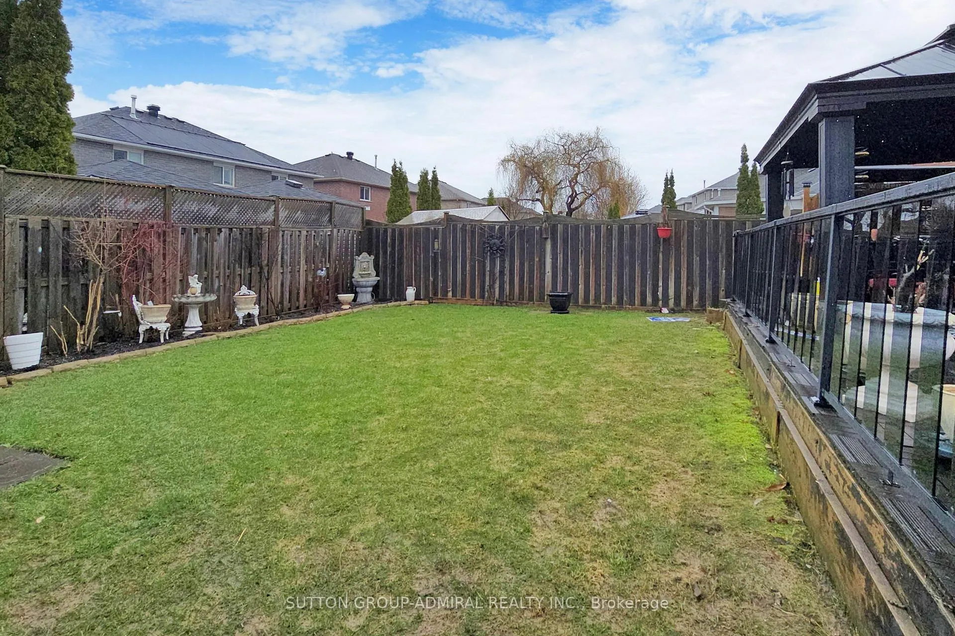 Photo 46 of Unit Upper, 32 Stephanie Lane, Barrie, Painswick South — HOMEH