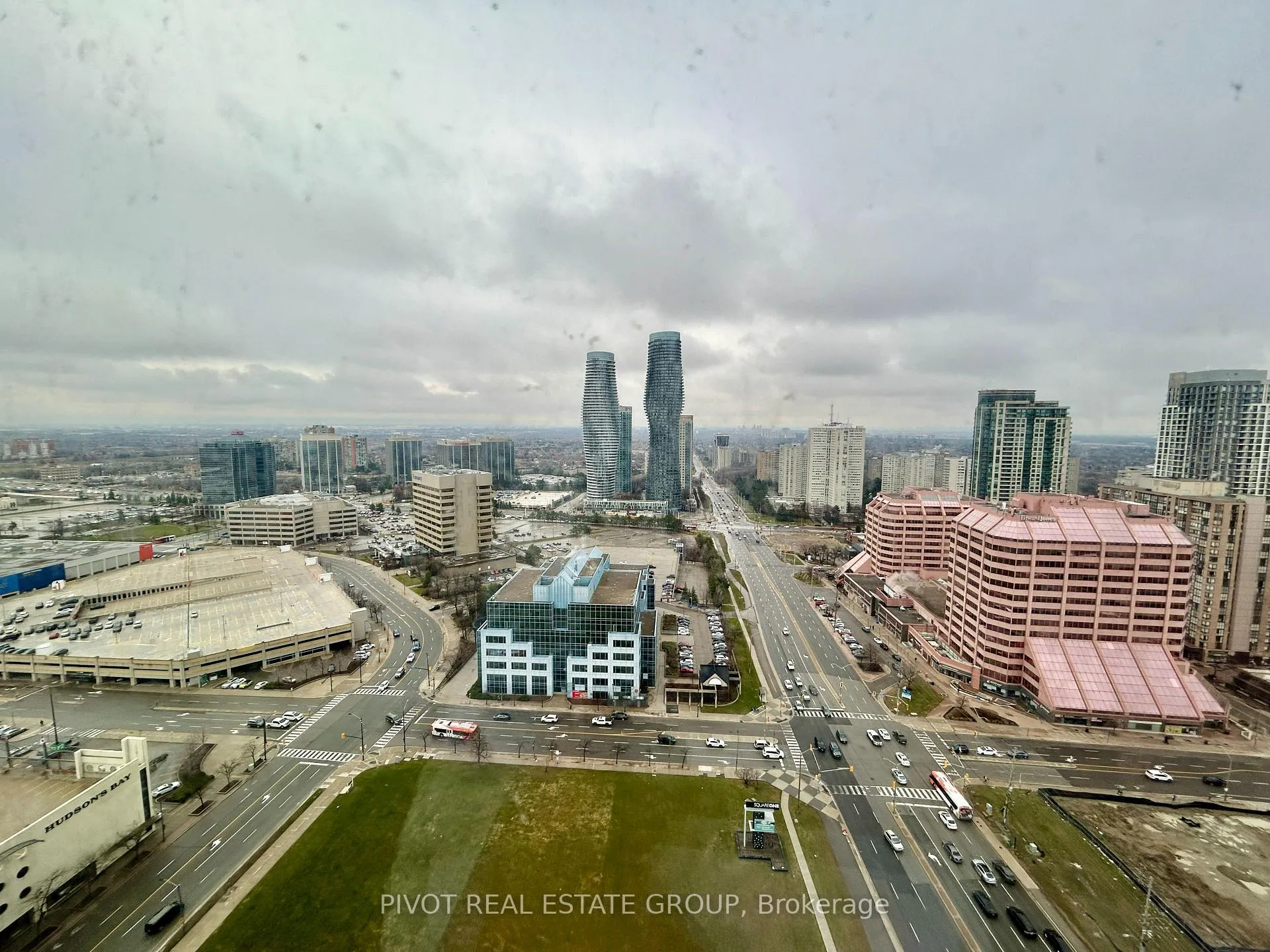 Photo 10 of Unit 3011, 2 Erskine Road, Mississauga, City Centre — HOMEH