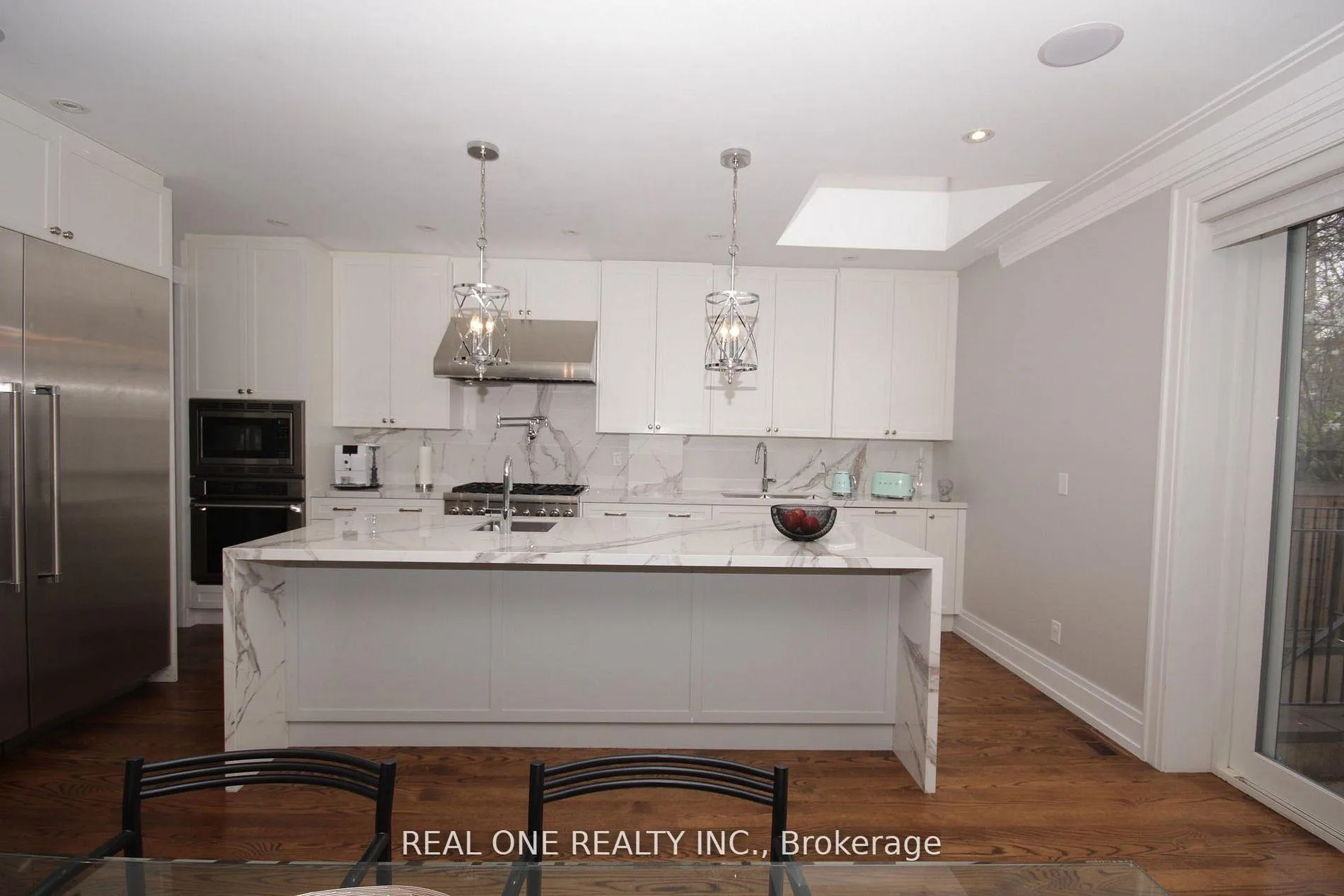 Photo 6 of 36 Binscarth Road, Toronto, Rosedale-Moore Park — HOMEH