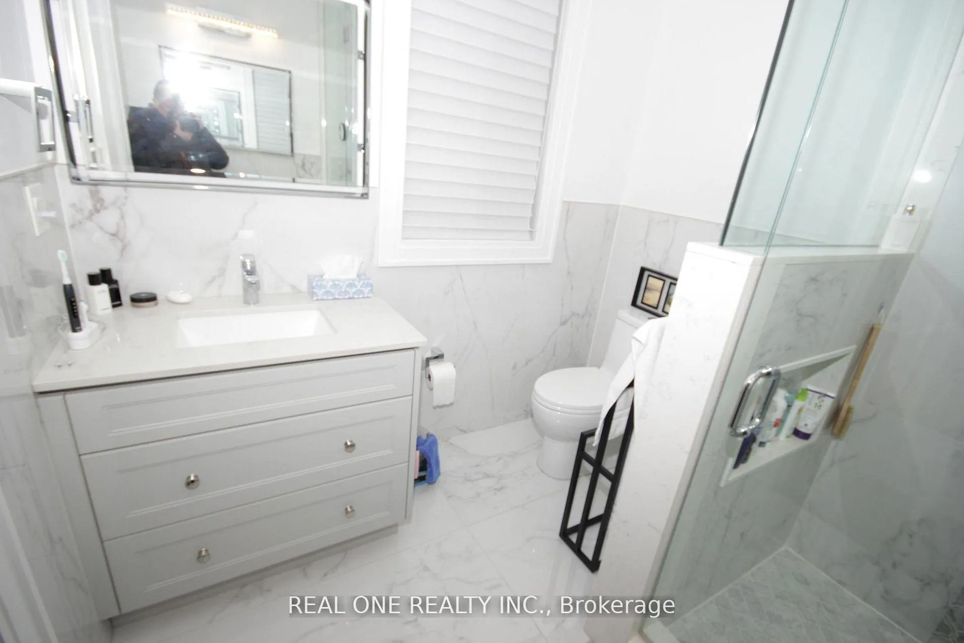 Photo 19 of 36 Binscarth Road, Toronto, Rosedale-Moore Park — HOMEH
