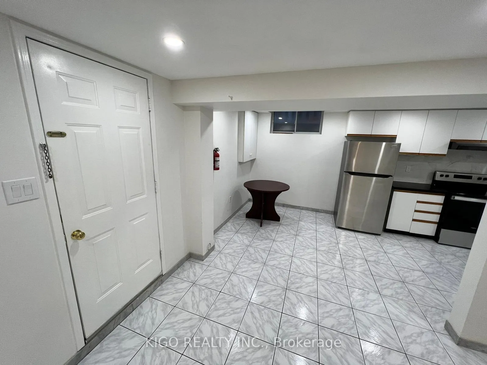Front of Unit Basement, 5907 Ladyburn Crescent