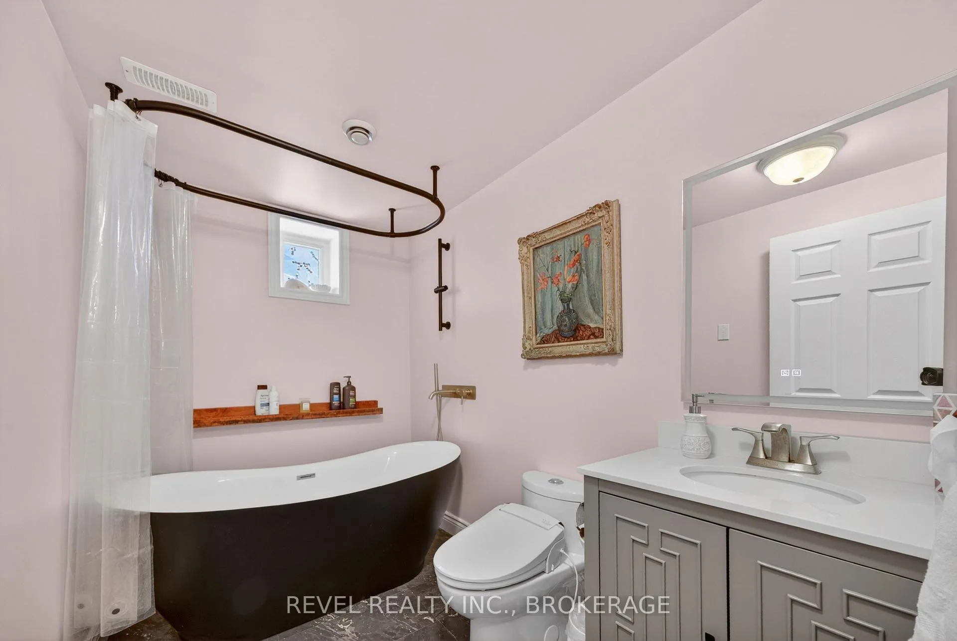 Photo 32 of 1142 Coverdale Drive, Kingston, City Southwest — HOMEH