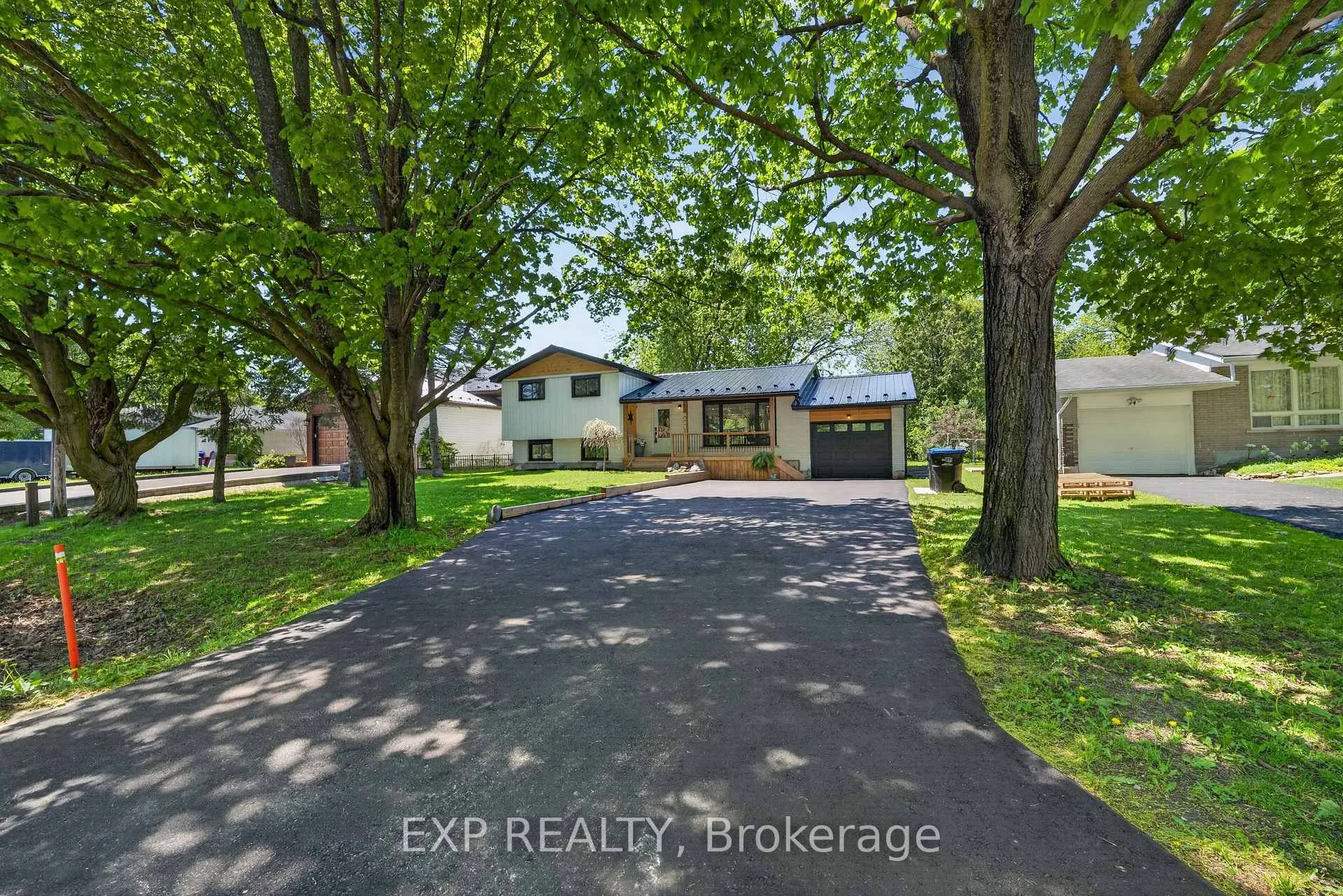Photo 3 of 92 Mary Street, Clearview, Creemore — HOMEH