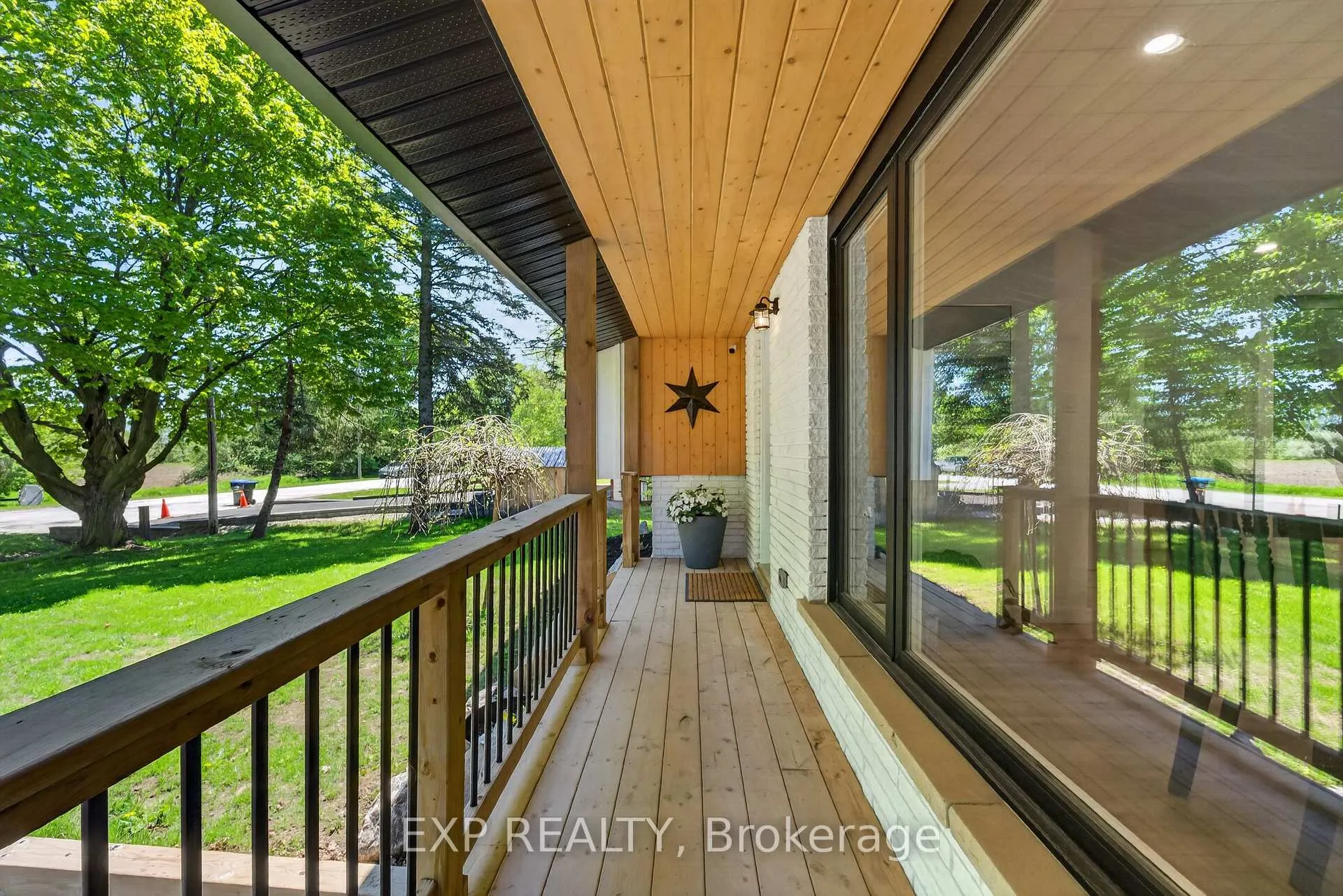 Photo 7 of 92 Mary Street, Clearview, Creemore — HOMEH