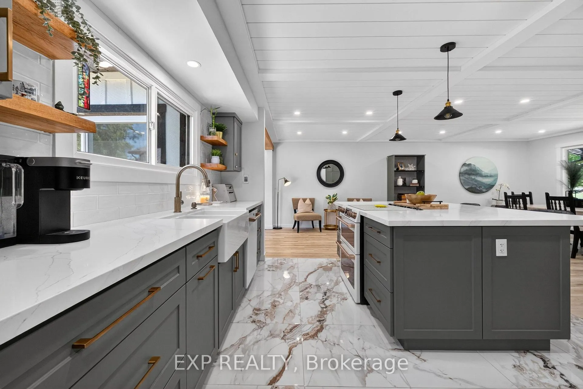 Photo 15 of 92 Mary Street, Clearview, Creemore — HOMEH