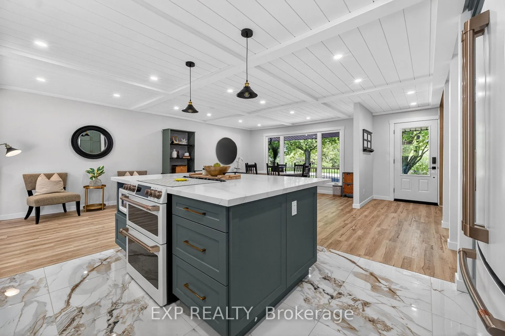 Photo 16 of 92 Mary Street, Clearview, Creemore — HOMEH