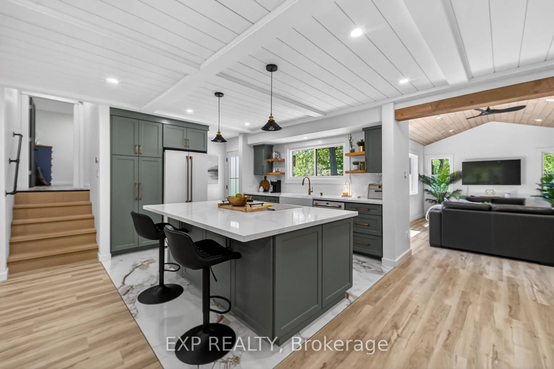 Photo 17 of 92 Mary Street, Clearview, Creemore — HOMEH