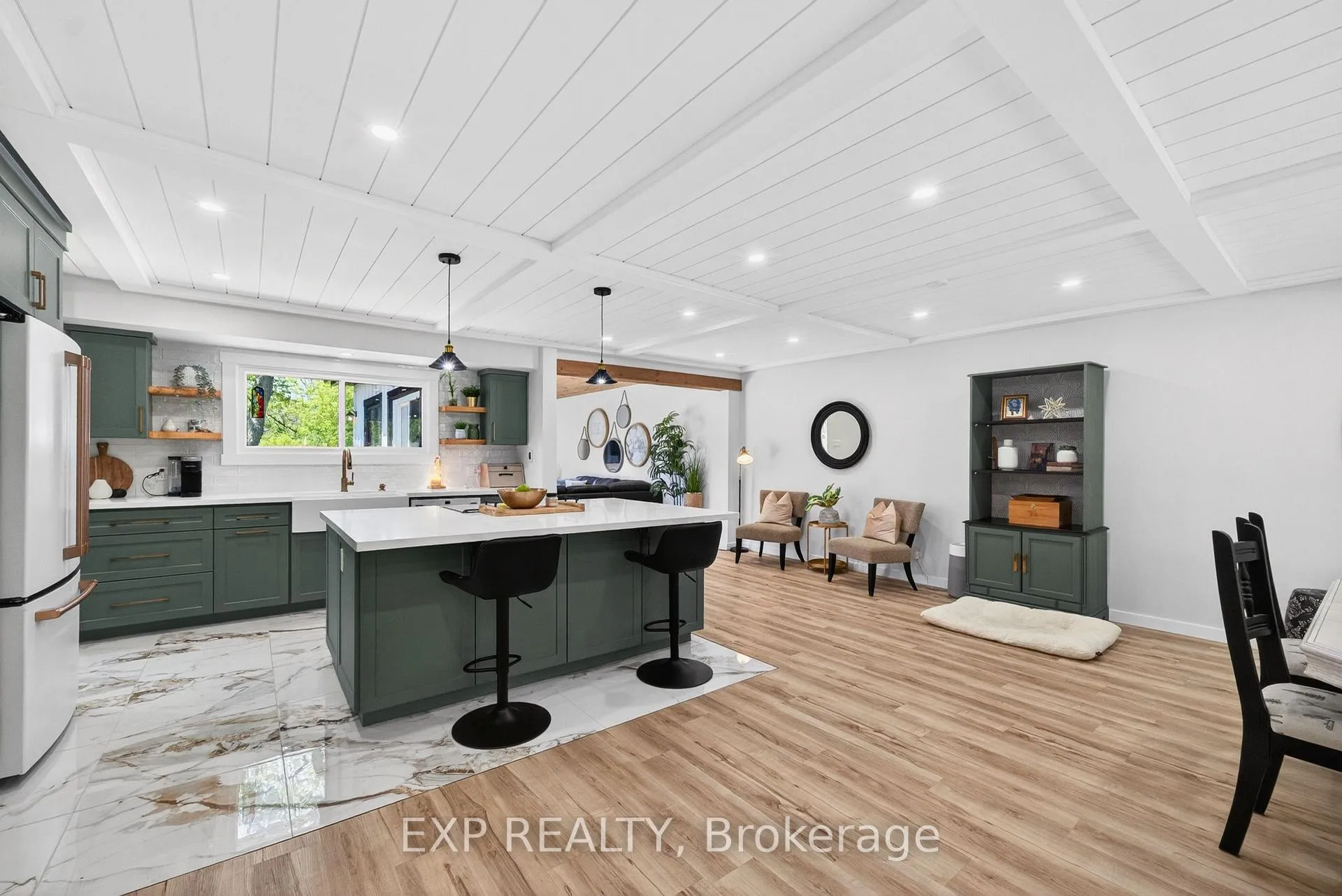 Photo 36 of 92 Mary Street, Clearview, Creemore — HOMEH