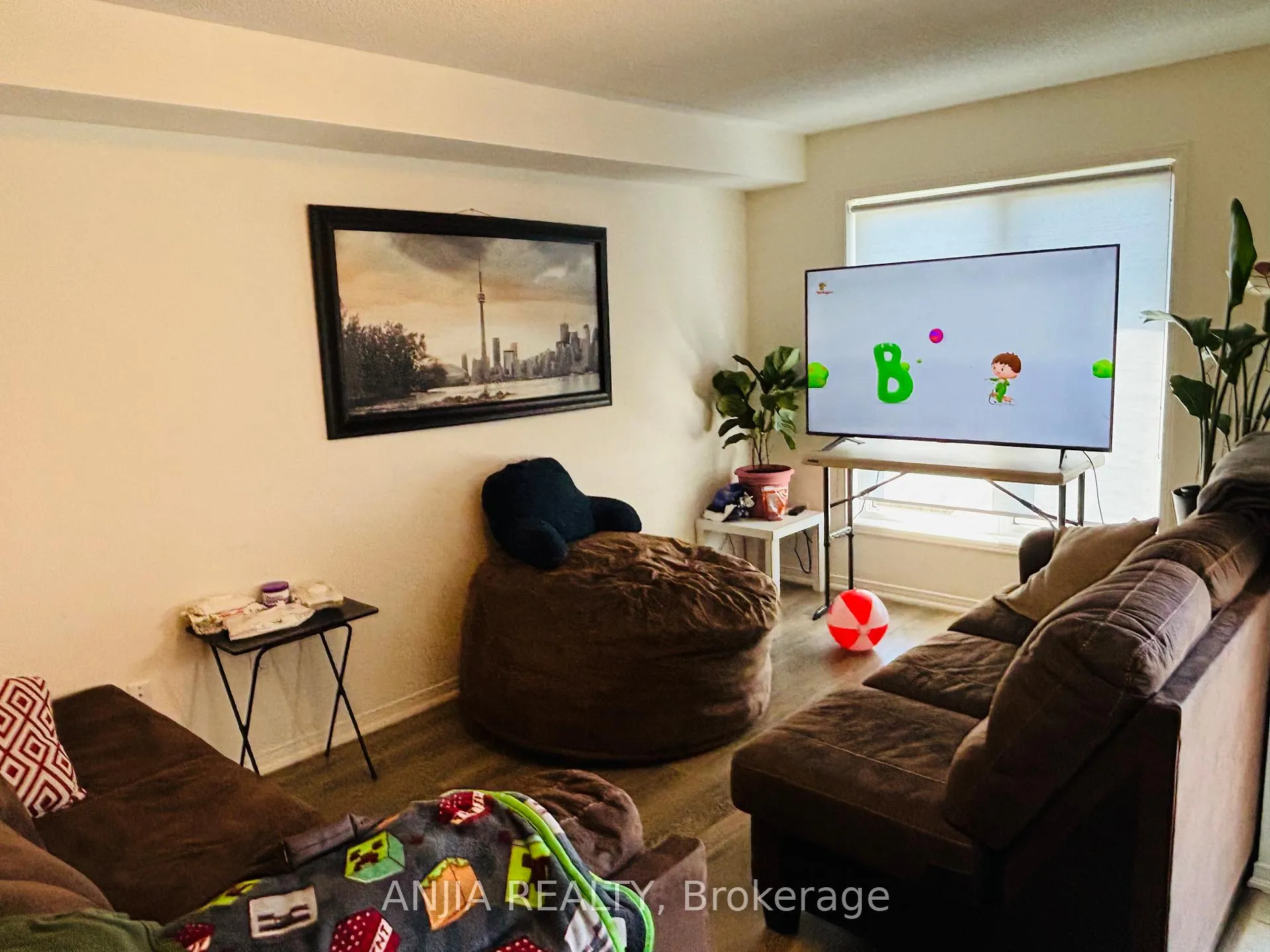Photo 2 of 169 Dance Act Avenue, Oshawa, Windfields — HOMEH