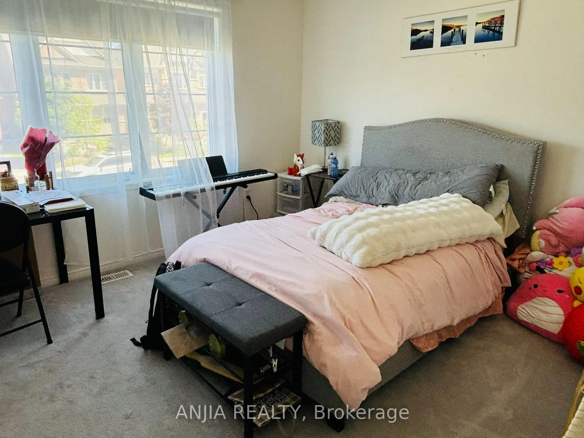 Photo 10 of 169 Dance Act Avenue, Oshawa, Windfields — HOMEH