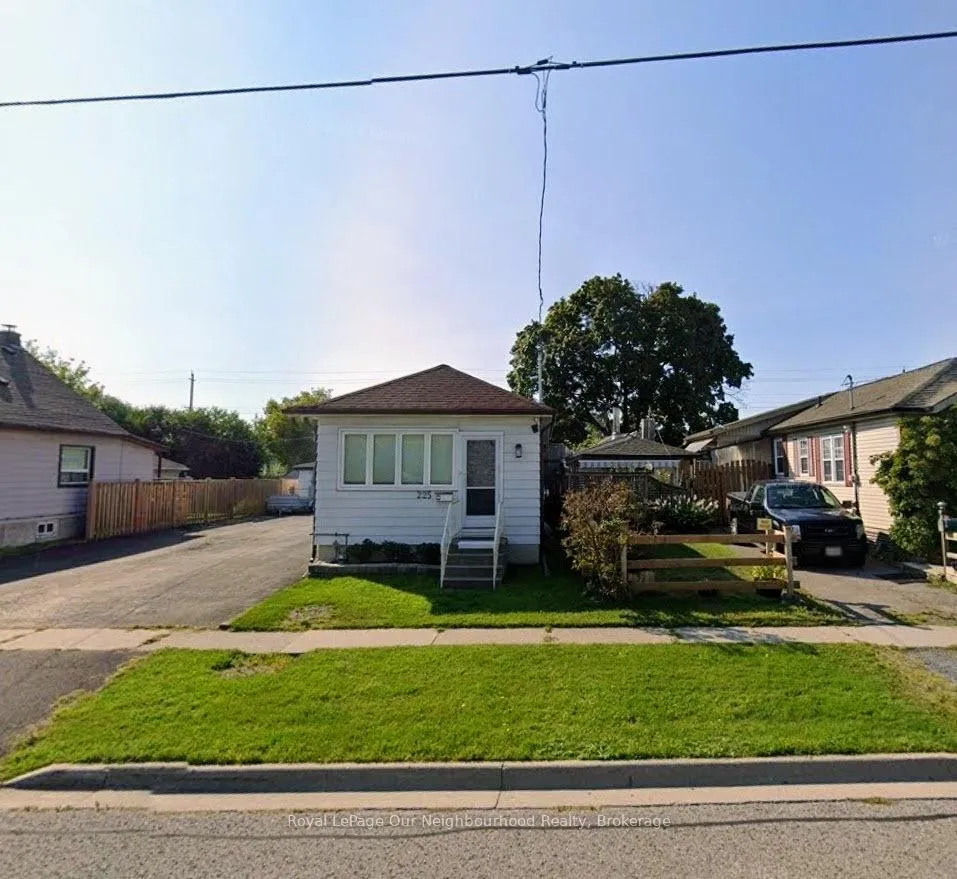 Photo 5 of Unit Lower, 225 Fourth Avenue, Oshawa, Lakeview — HOMEH