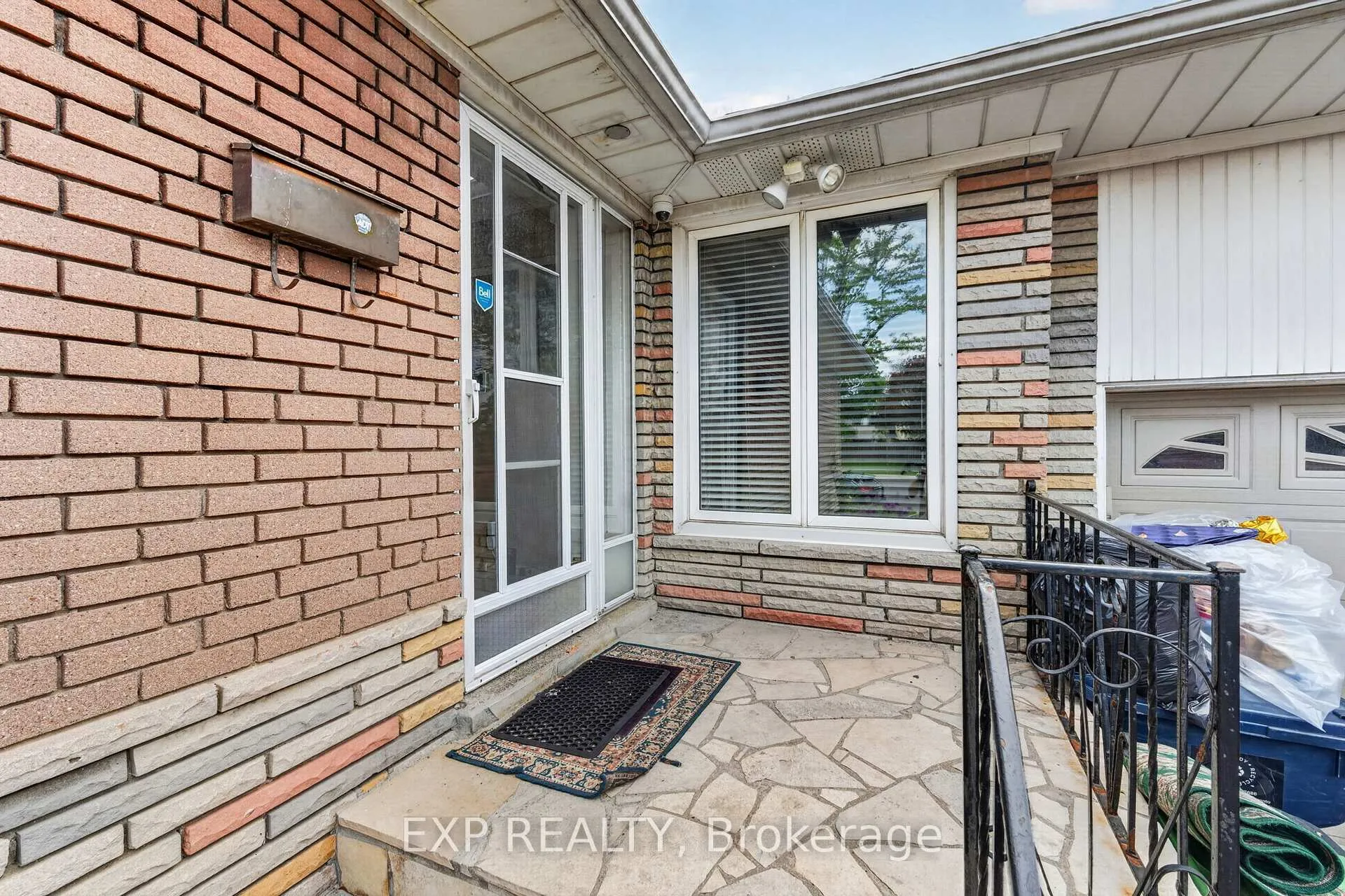Photo 2 of 64 Bridesburg Drive, Etobicoke, Kingsview Village-The Westway — HOMEH