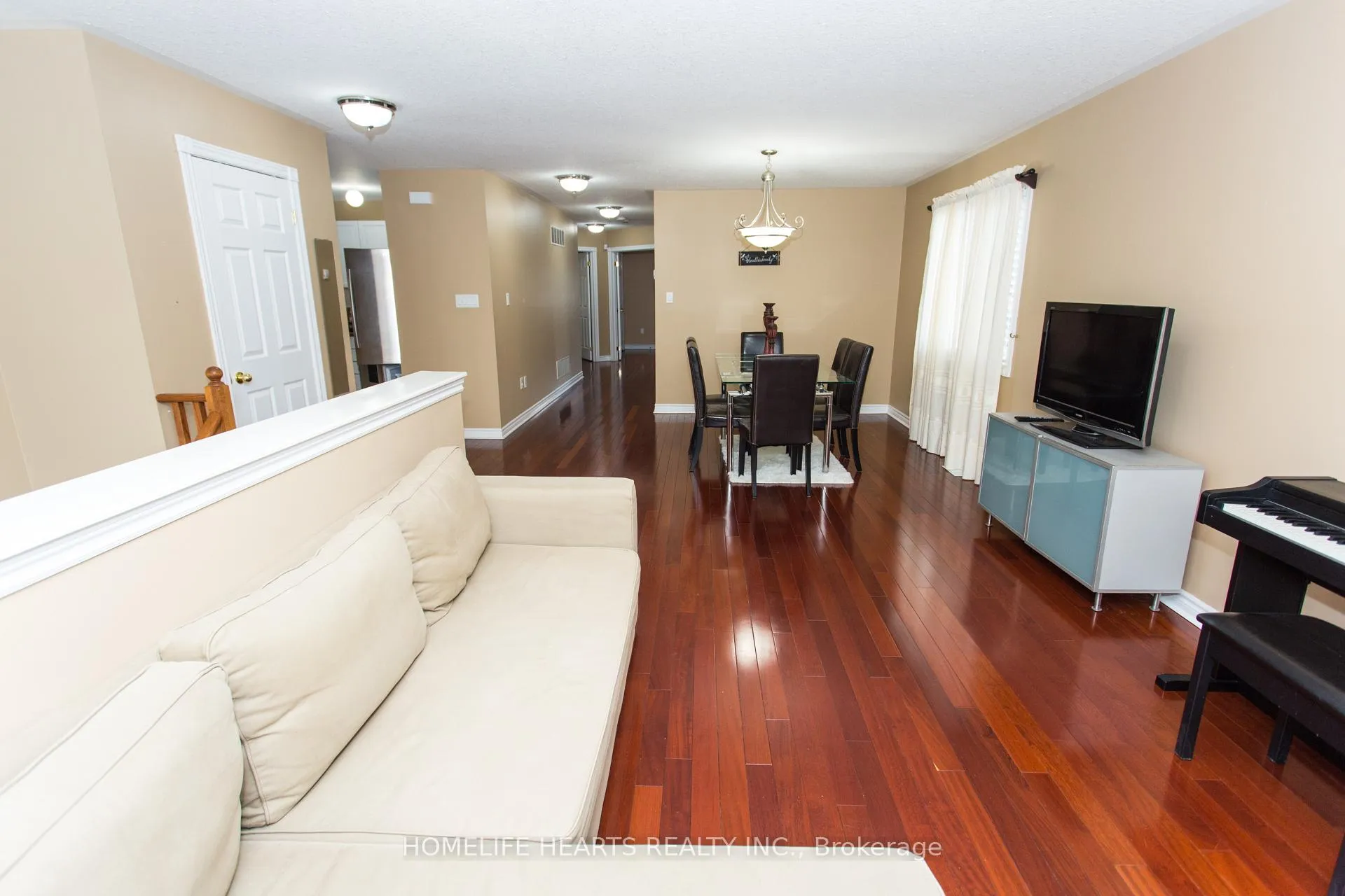 Photo 13 of 72 Forest Avenue N, Wasaga Beach — HOMEH