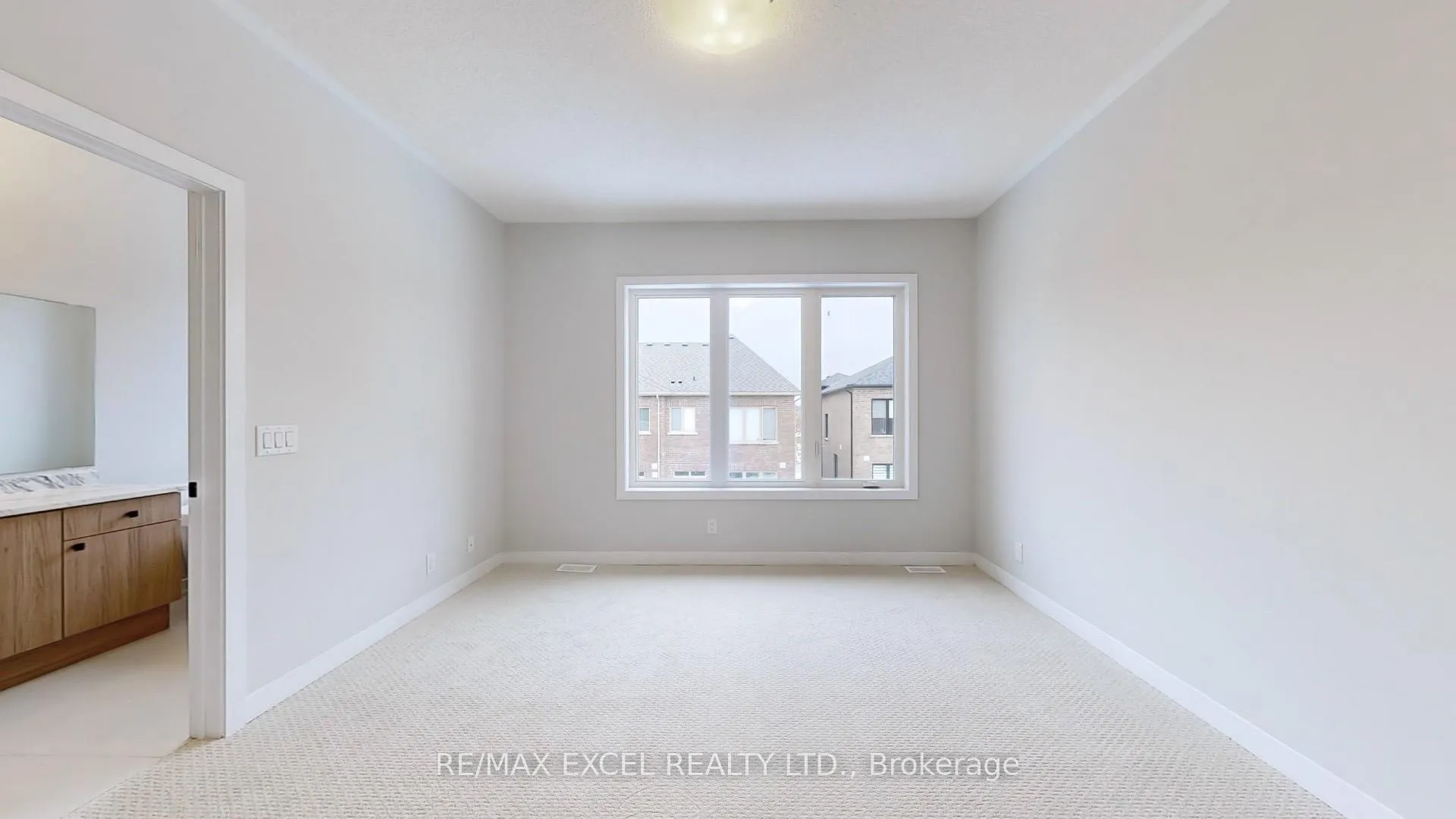 Photo 8 of 52 Harvey Bunker Crescent, Markham, Angus Glen — HOMEH