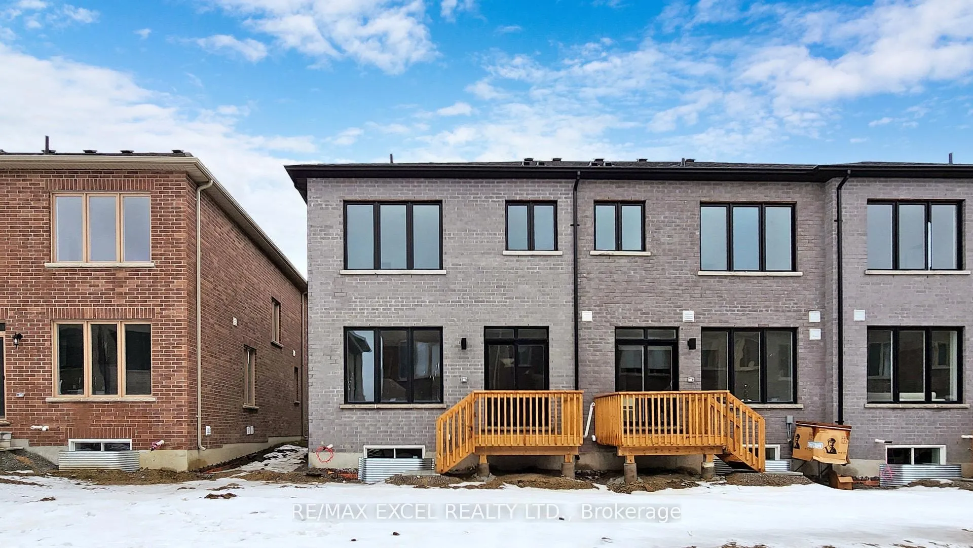 Photo 15 of 52 Harvey Bunker Crescent, Markham, Angus Glen — HOMEH