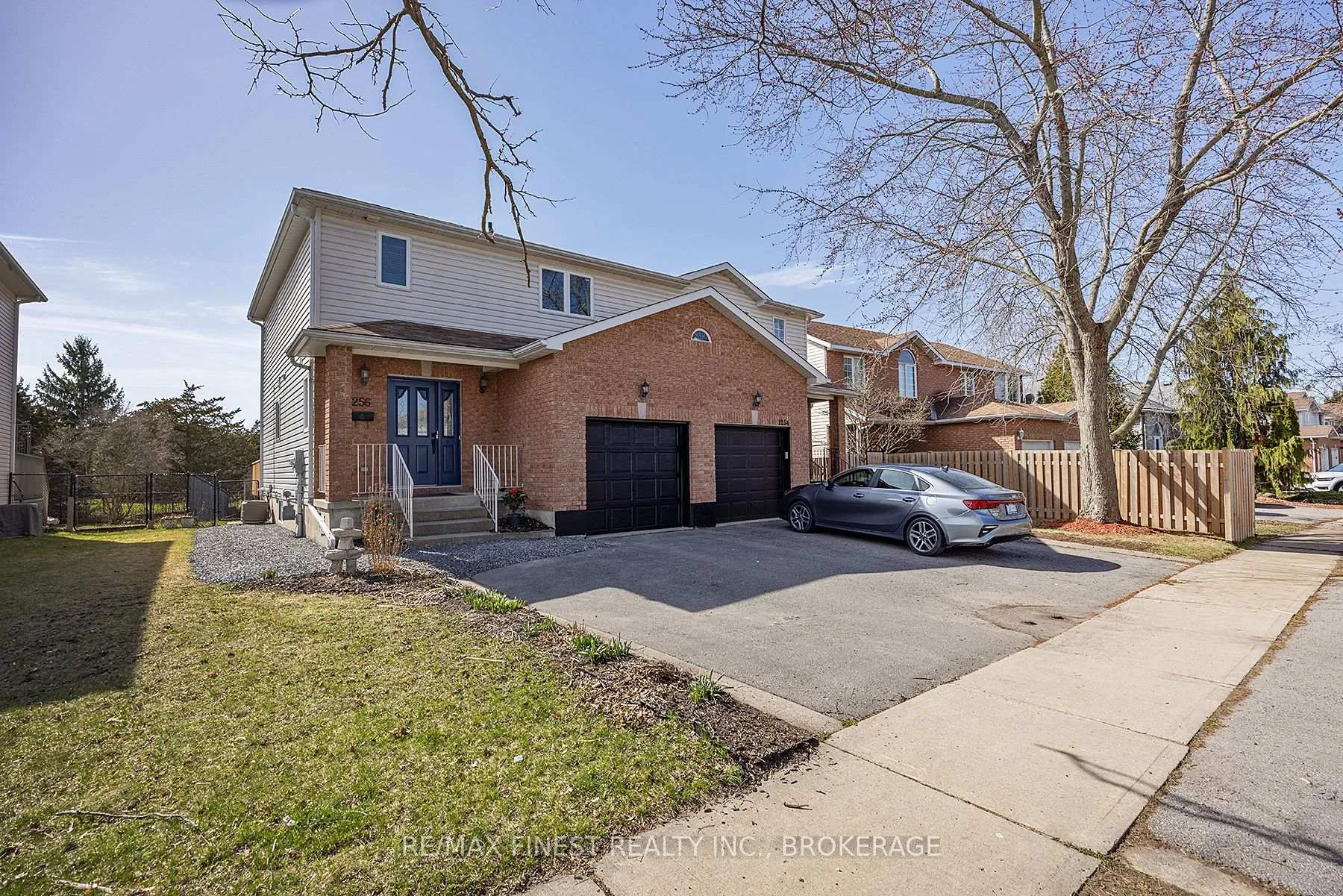 Photo 2 of 1256 Brackenwood Crescent, Kingston, City Northwest — HOMEH