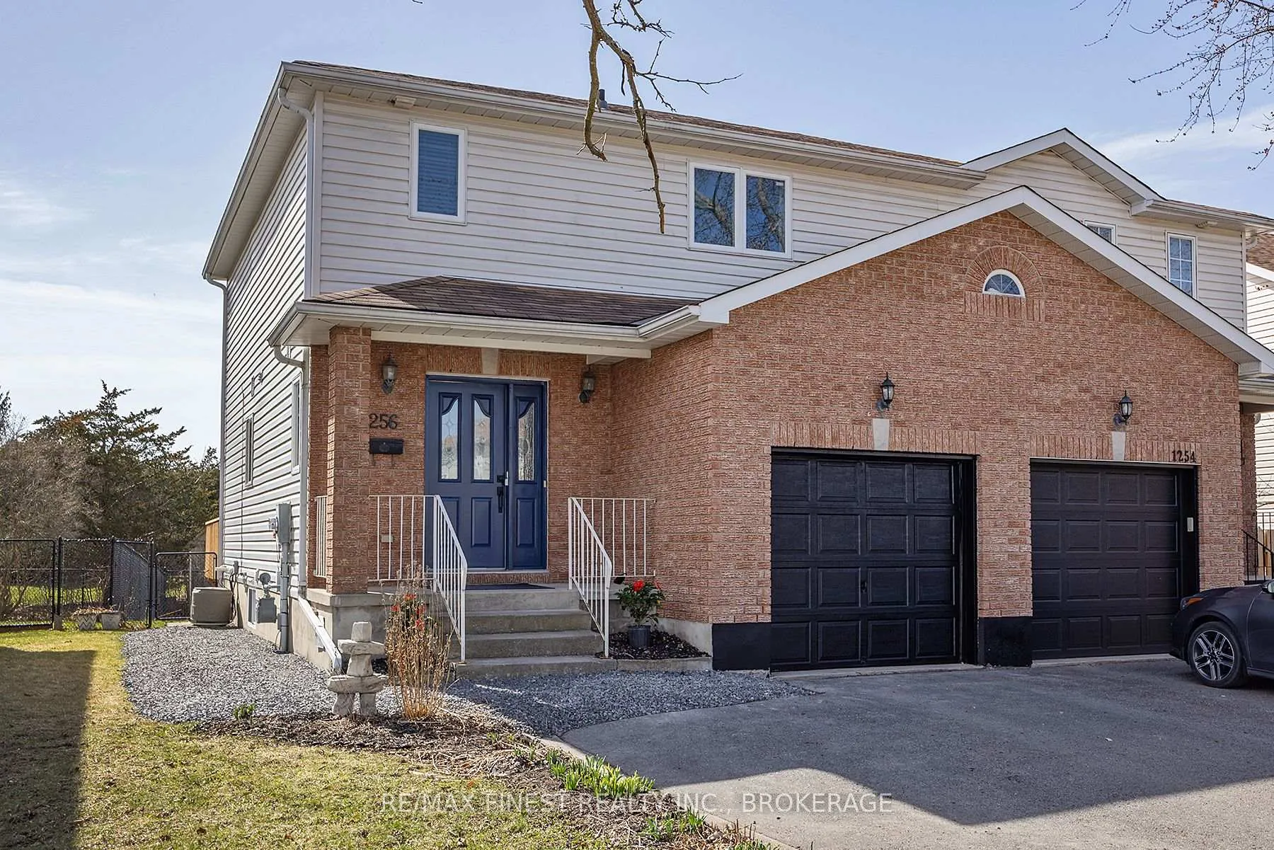Photo 3 of 1256 Brackenwood Crescent, Kingston, City Northwest — HOMEH