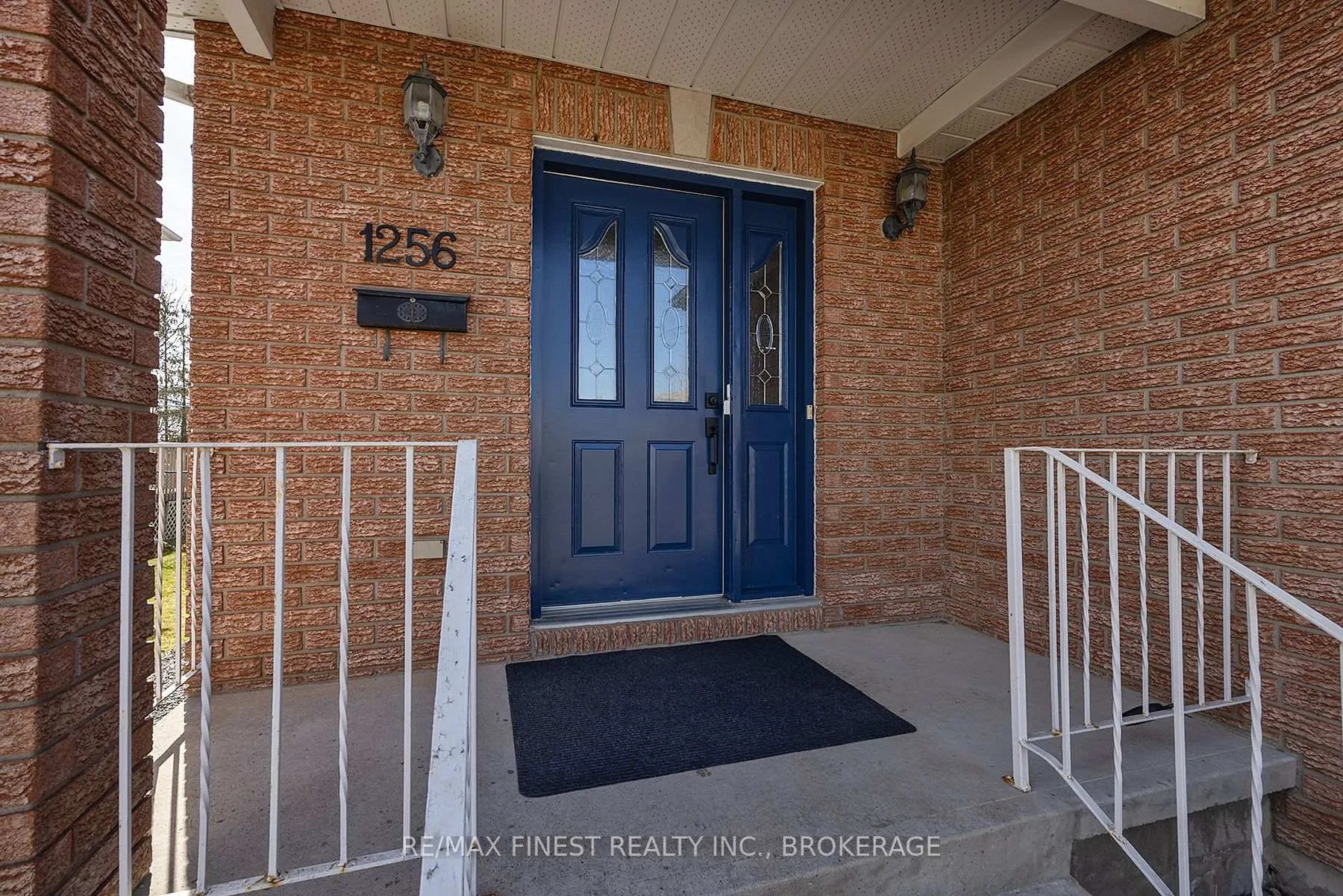 Photo 4 of 1256 Brackenwood Crescent, Kingston, City Northwest — HOMEH