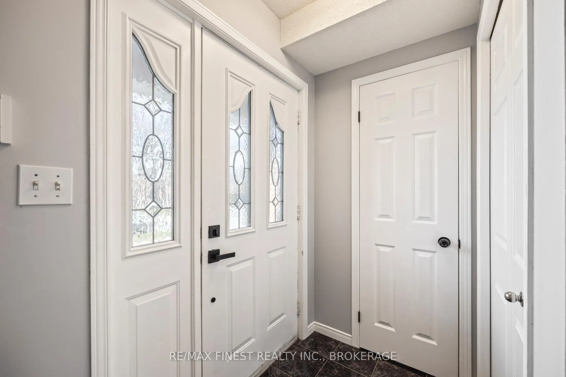 Photo 6 of 1256 Brackenwood Crescent, Kingston, City Northwest — HOMEH