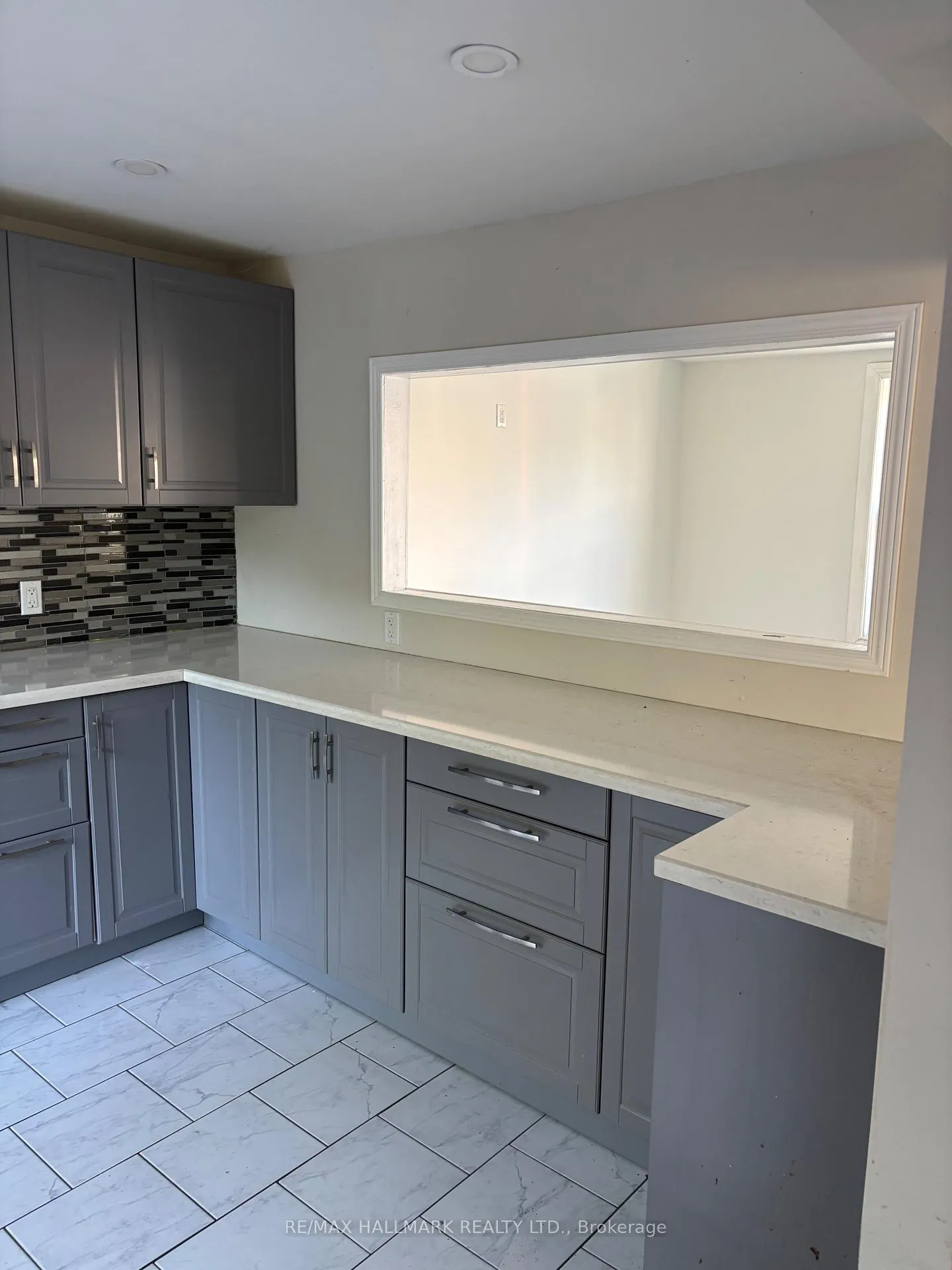 Photo 6 of 170 Elliott Street, Oshawa, Vanier — HOMEH