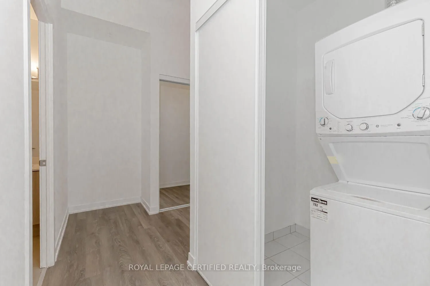 Photo 22 of Unit 906, 550 North Service Road, Grimsby, Grimsby Beach — HOMEH