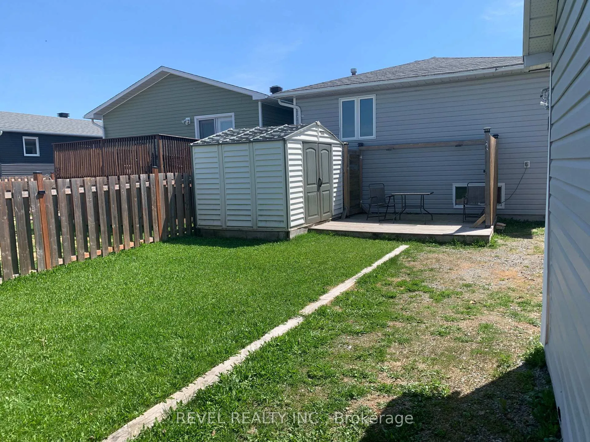 Photo 9 of 1284 Park Avenue, Timmins, MTJ - Main Area — HOMEH