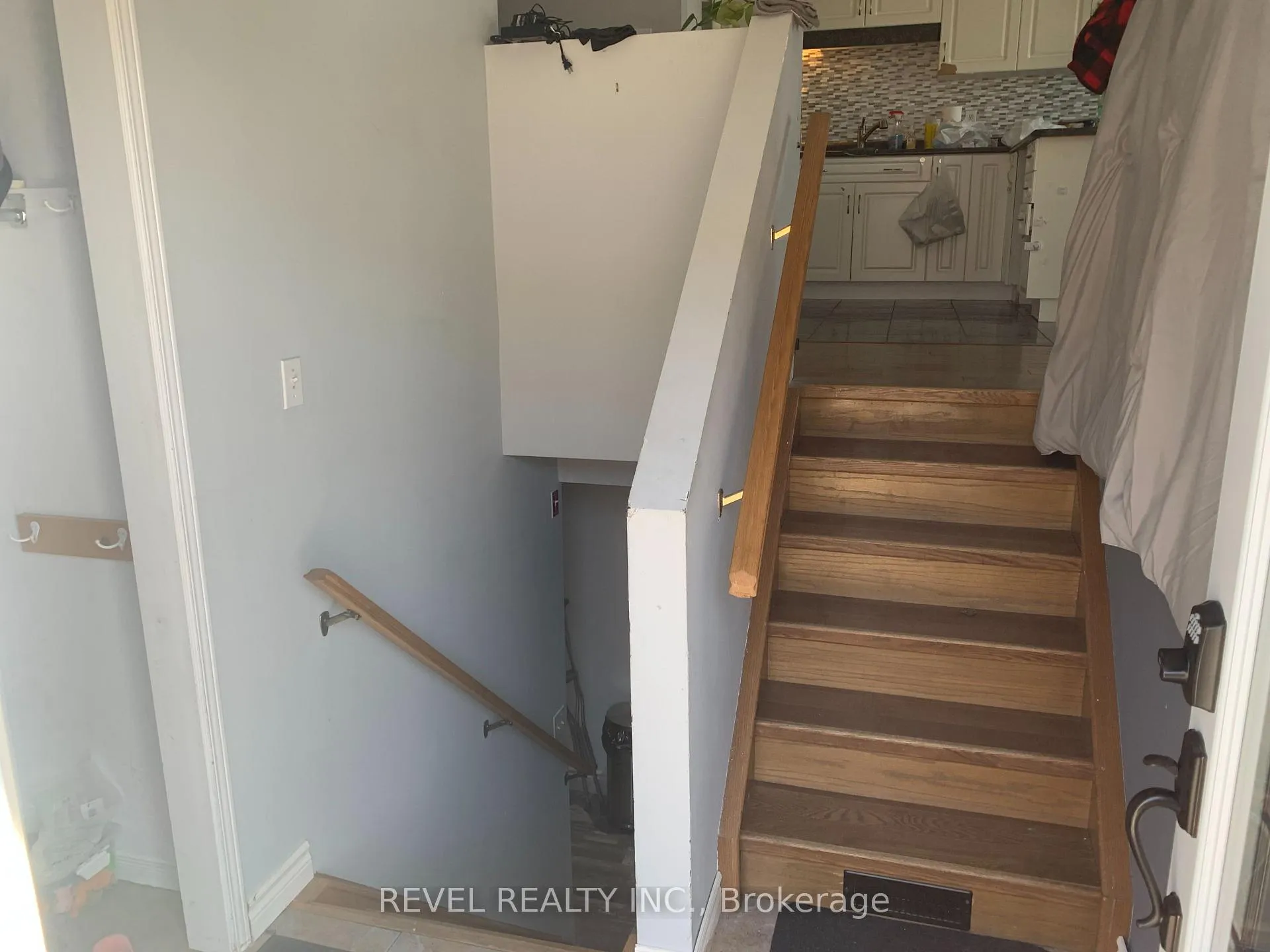 Photo 10 of 1284 Park Avenue, Timmins, MTJ - Main Area — HOMEH
