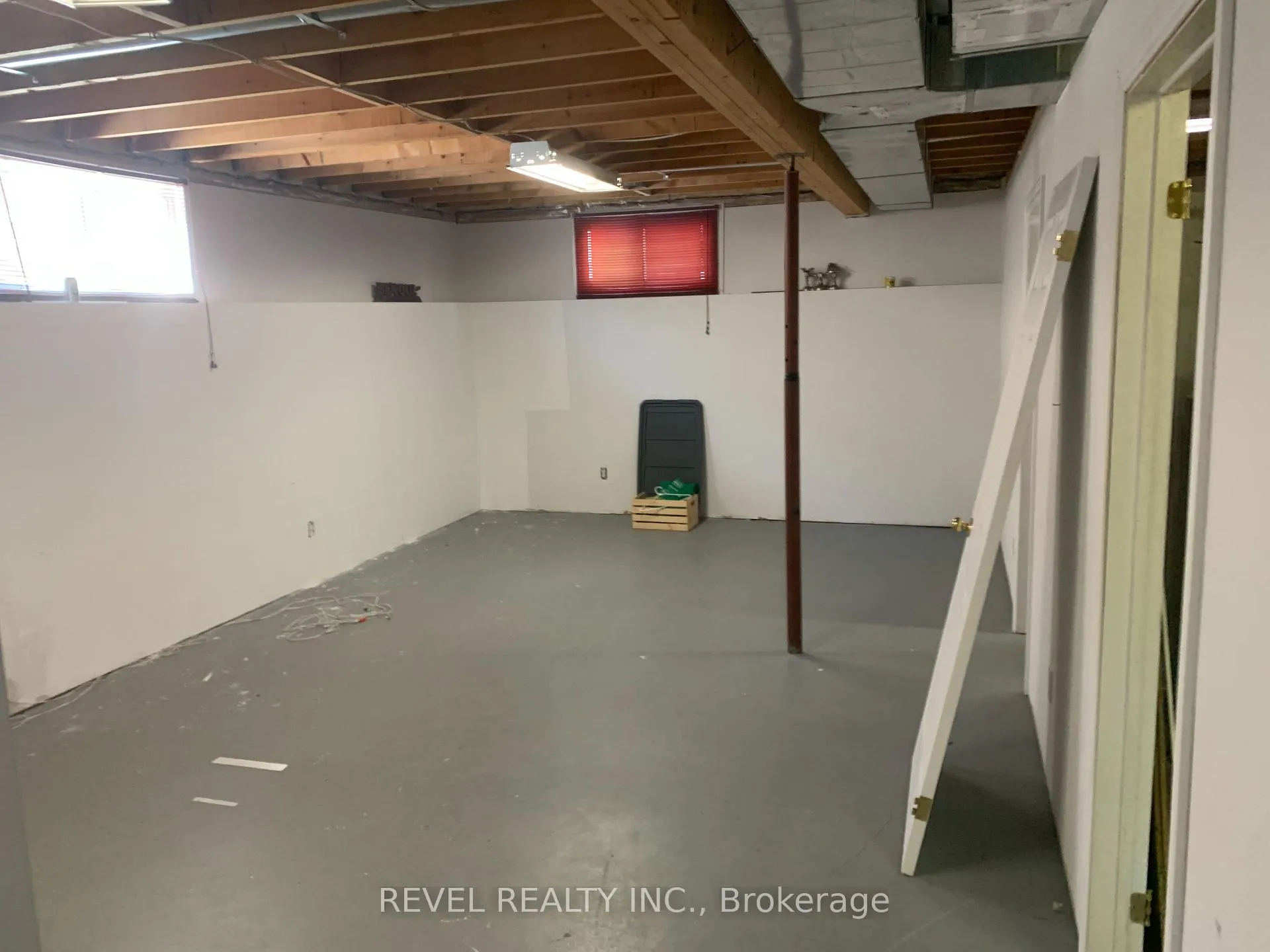 Photo 21 of 1284 Park Avenue, Timmins, MTJ - Main Area — HOMEH