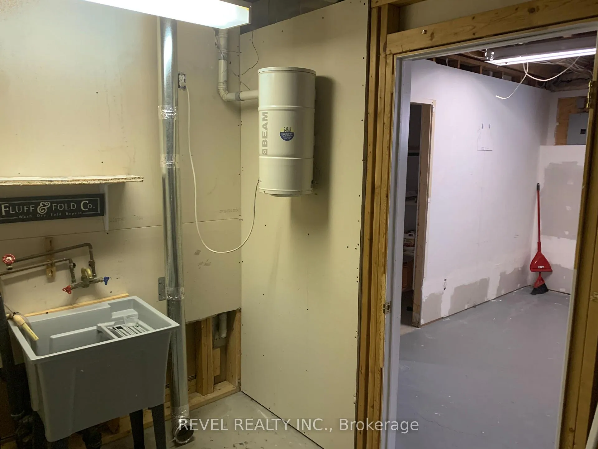 Photo 24 of 1284 Park Avenue, Timmins, MTJ - Main Area — HOMEH