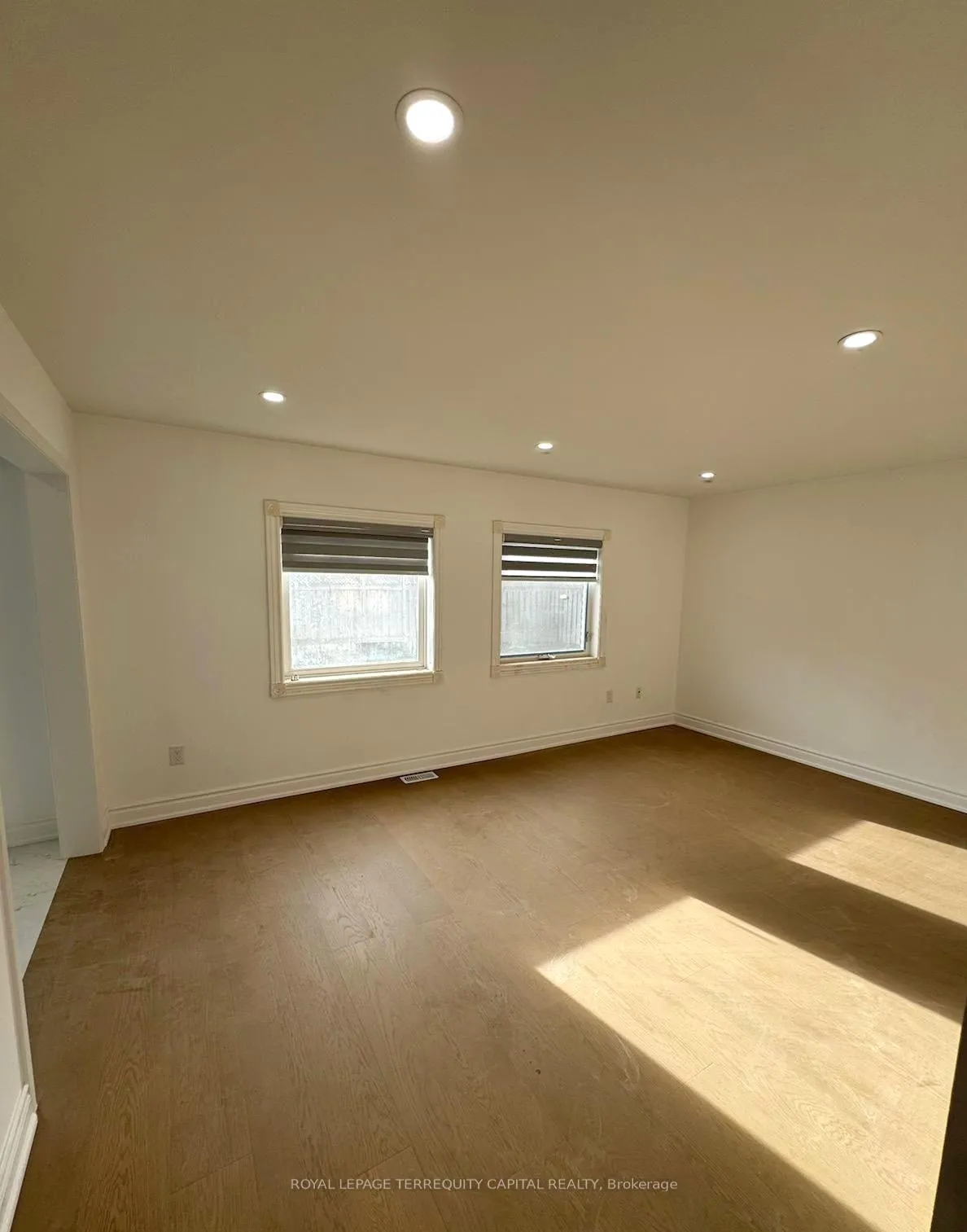 Photo 9 of 169 Flagstone Way, Newmarket, Woodland Hill — HOMEH