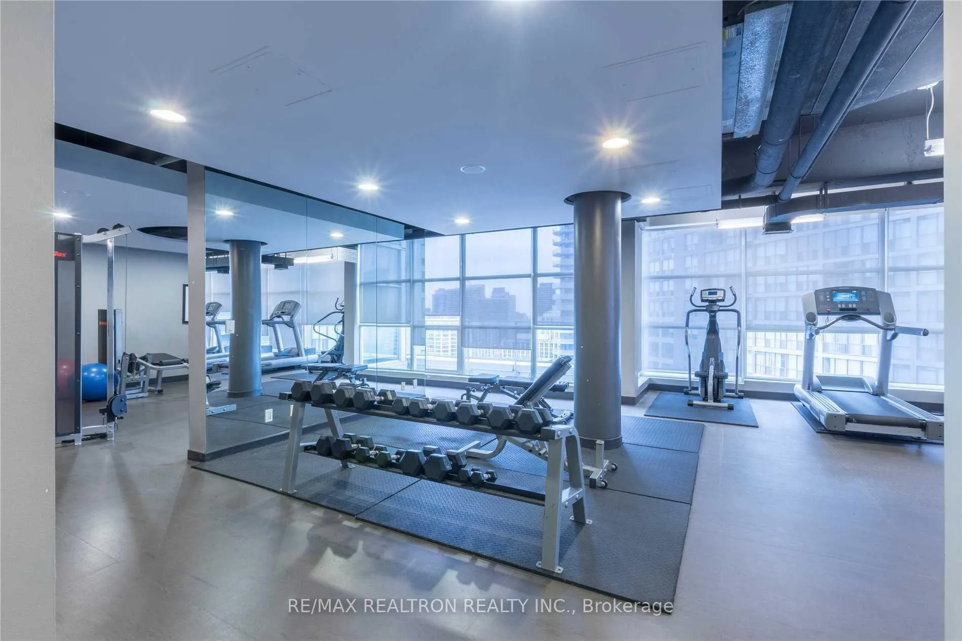 Photo 8 of Unit 1501, 11 St. Joseph Street, Toronto, Bay Street Corridor — HOMEH
