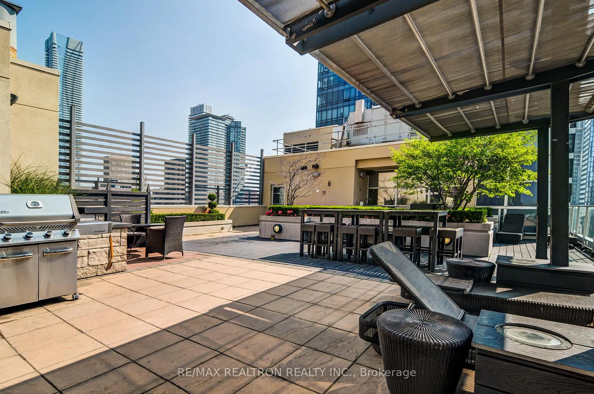 Photo 9 of Unit 1501, 11 St. Joseph Street, Toronto, Bay Street Corridor — HOMEH