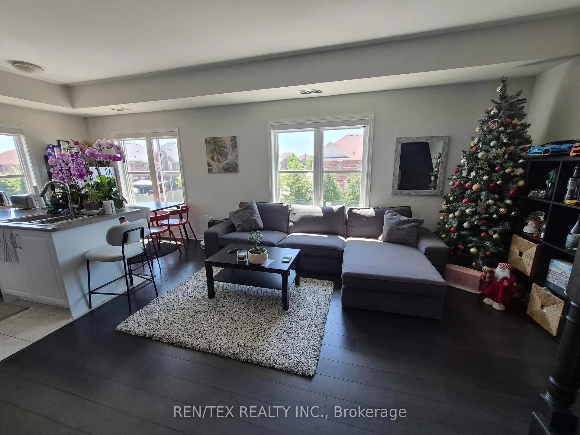 Photo 4 of Unit 217, 3905 Major Mackenzie Drive, Vaughan, Vellore Village — HOMEH