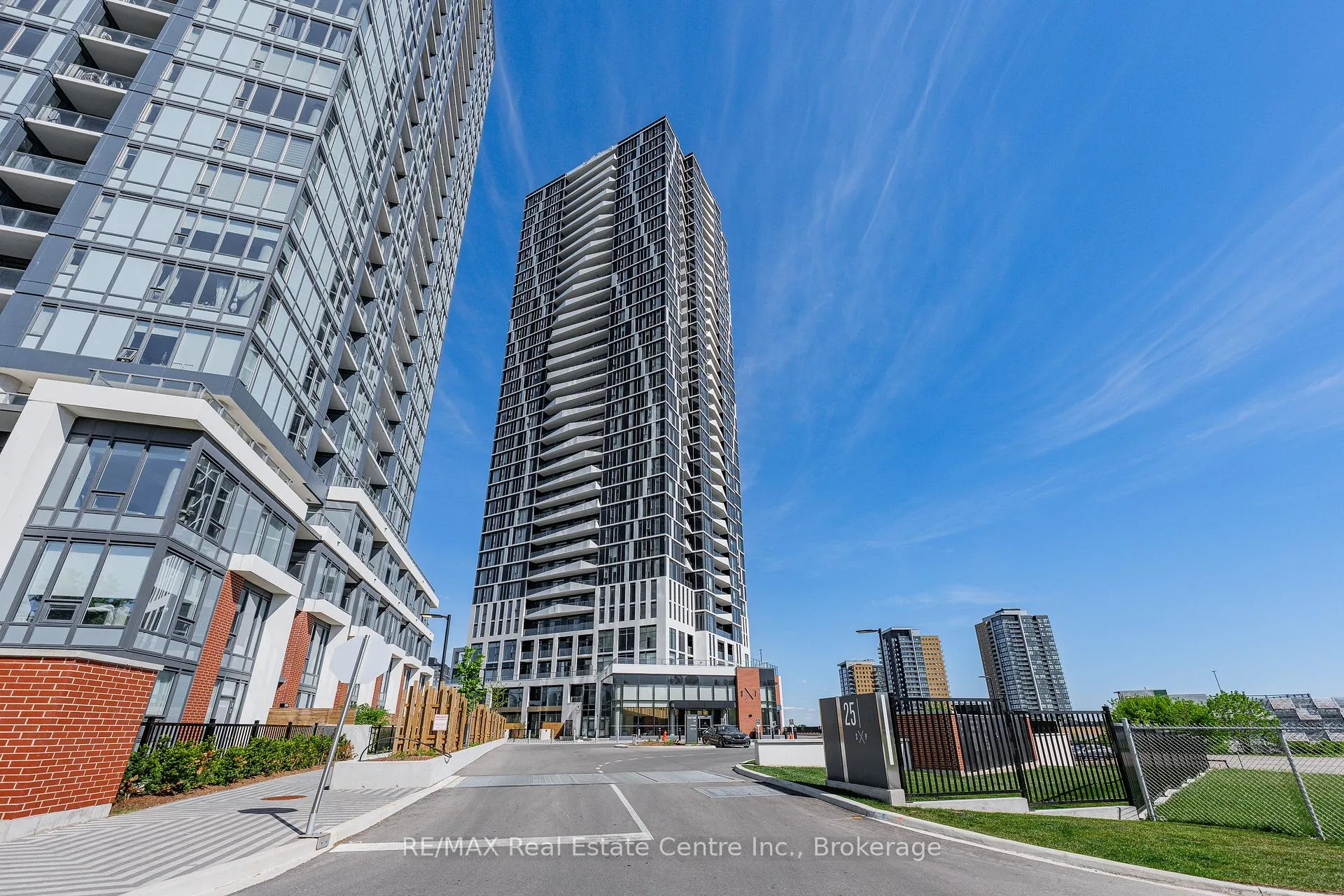 Front of Unit 3103, 25 Wellington Street