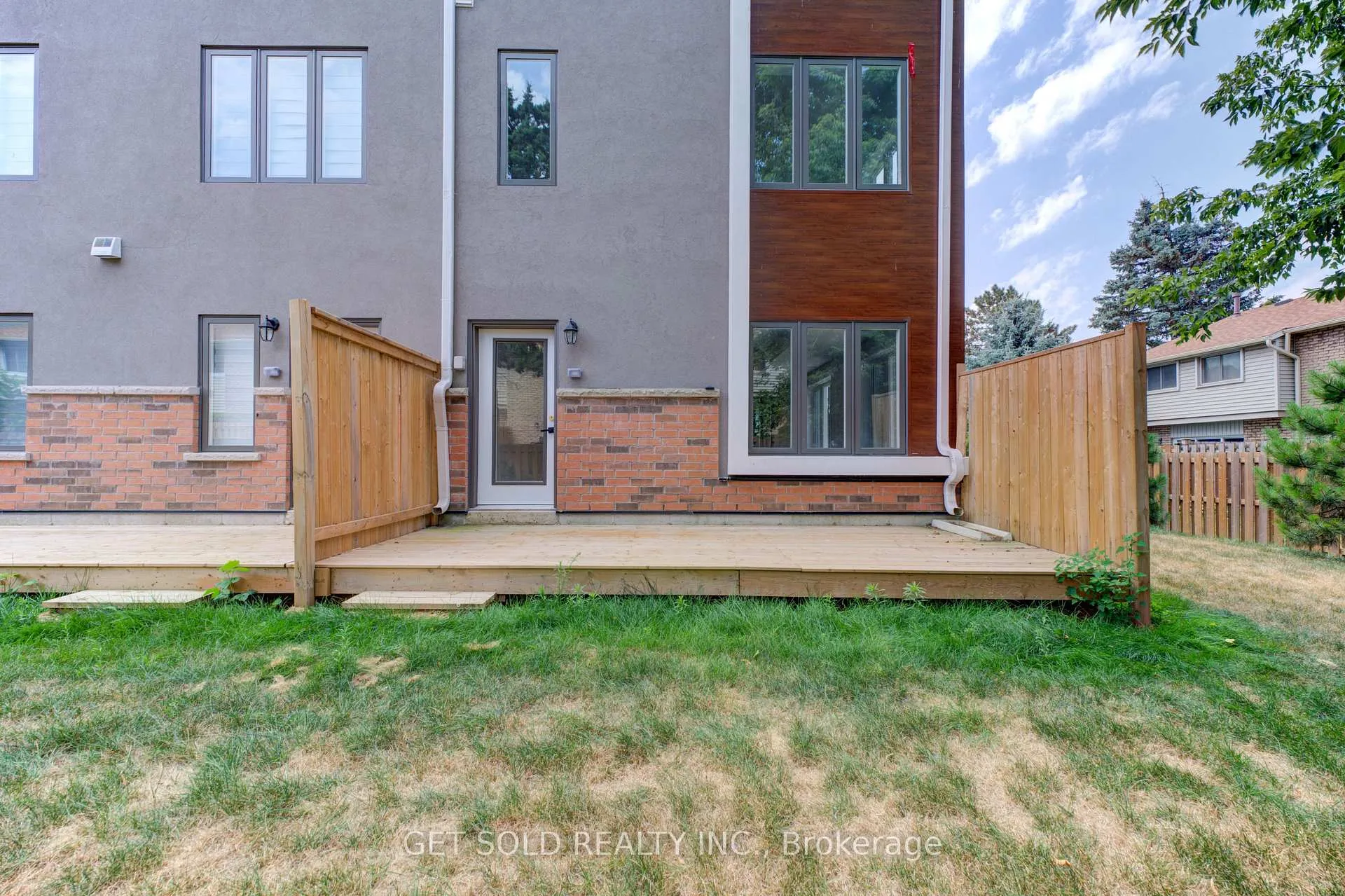 Photo 15 of Unit 1, 6701 Thorold Stone Road, Niagara Falls, Stamford — HOMEH