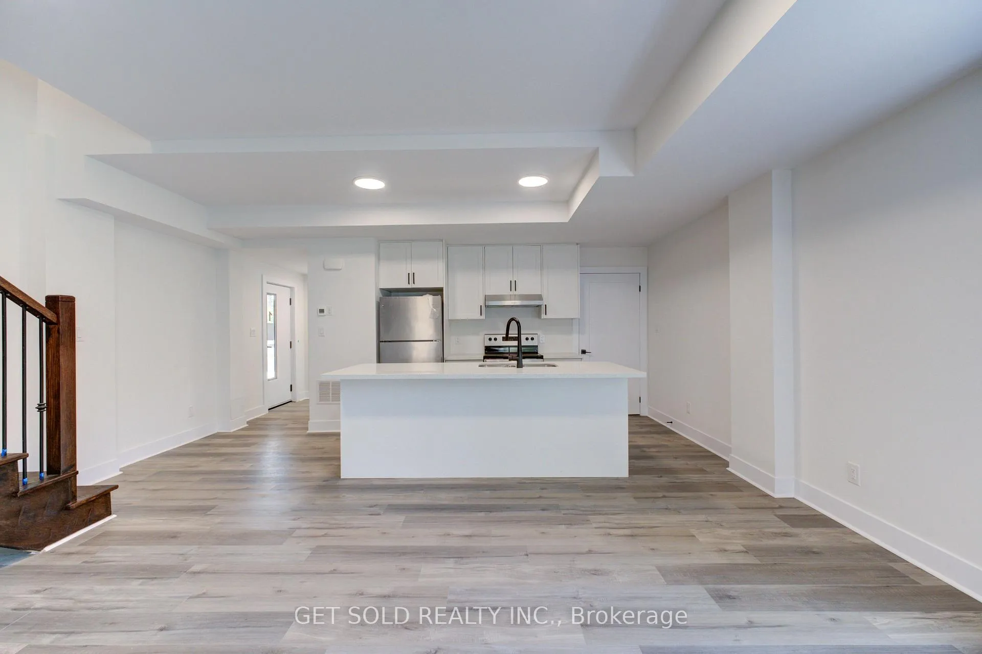 Photo 4 of Unit 1, 6701 Thorold Stone Road, Niagara Falls, Stamford — HOMEH