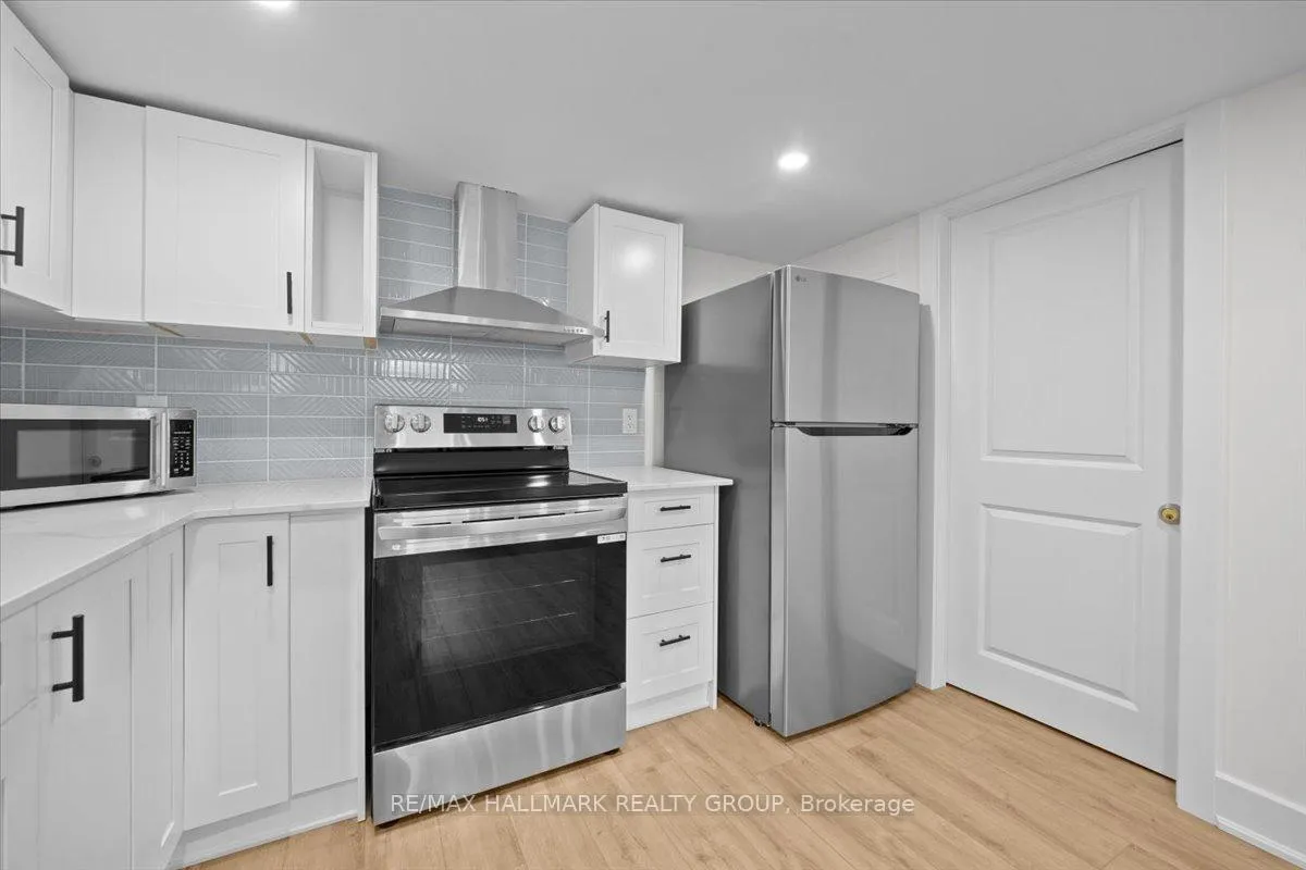 Photo 8 of Unit B, 525 Tahoe Heights, Ottawa, Leitrim — HOMEH