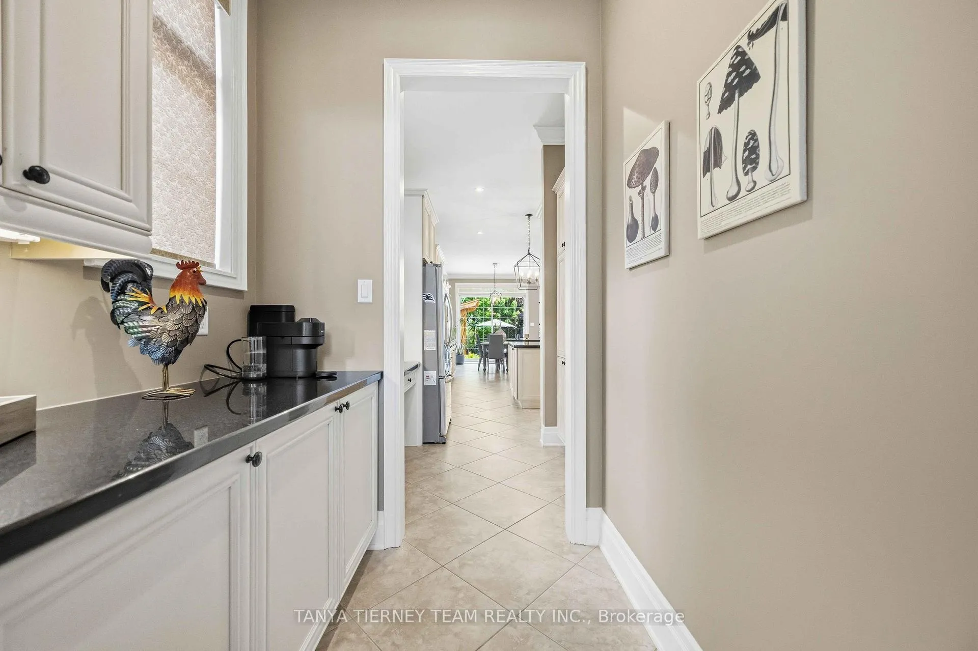 Photo 13 of 25 Montana Crescent, Whitby, Brooklin — HOMEH