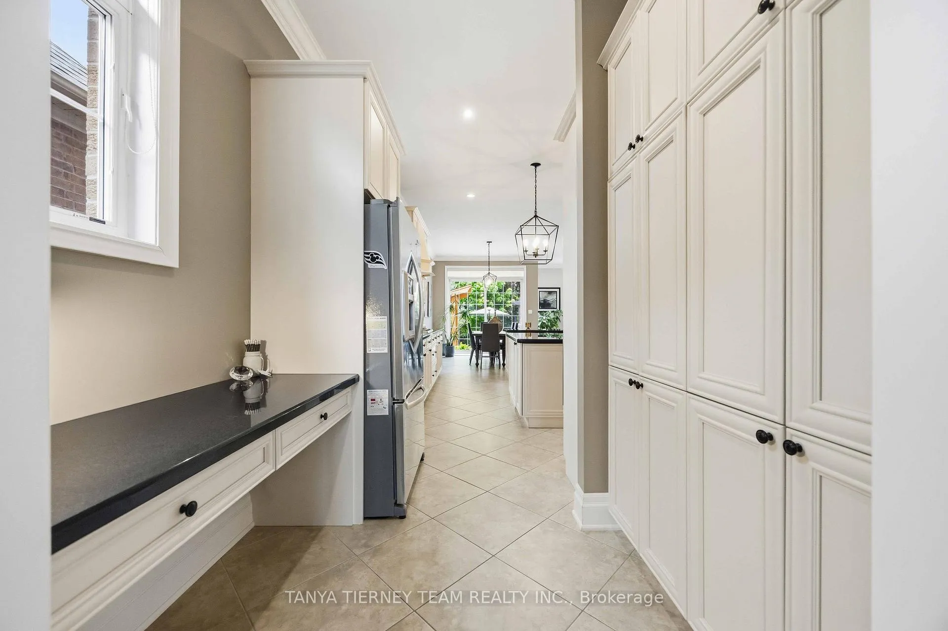 Photo 14 of 25 Montana Crescent, Whitby, Brooklin — HOMEH