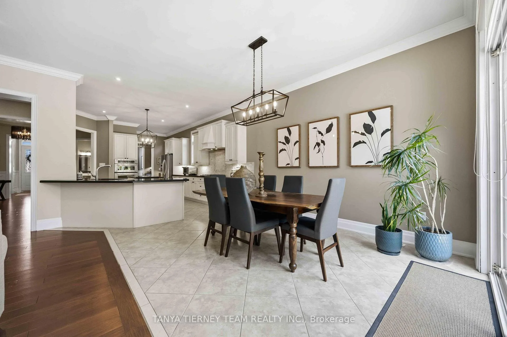 Photo 20 of 25 Montana Crescent, Whitby, Brooklin — HOMEH
