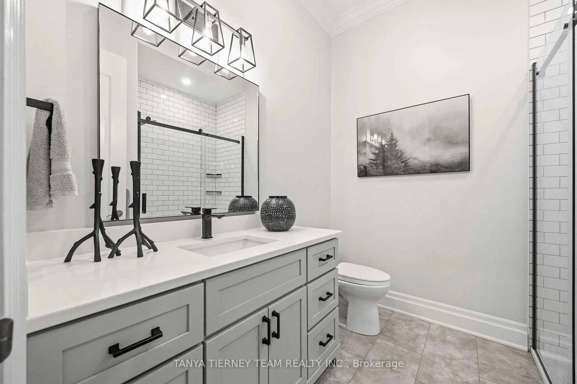 Photo 35 of 25 Montana Crescent, Whitby, Brooklin — HOMEH