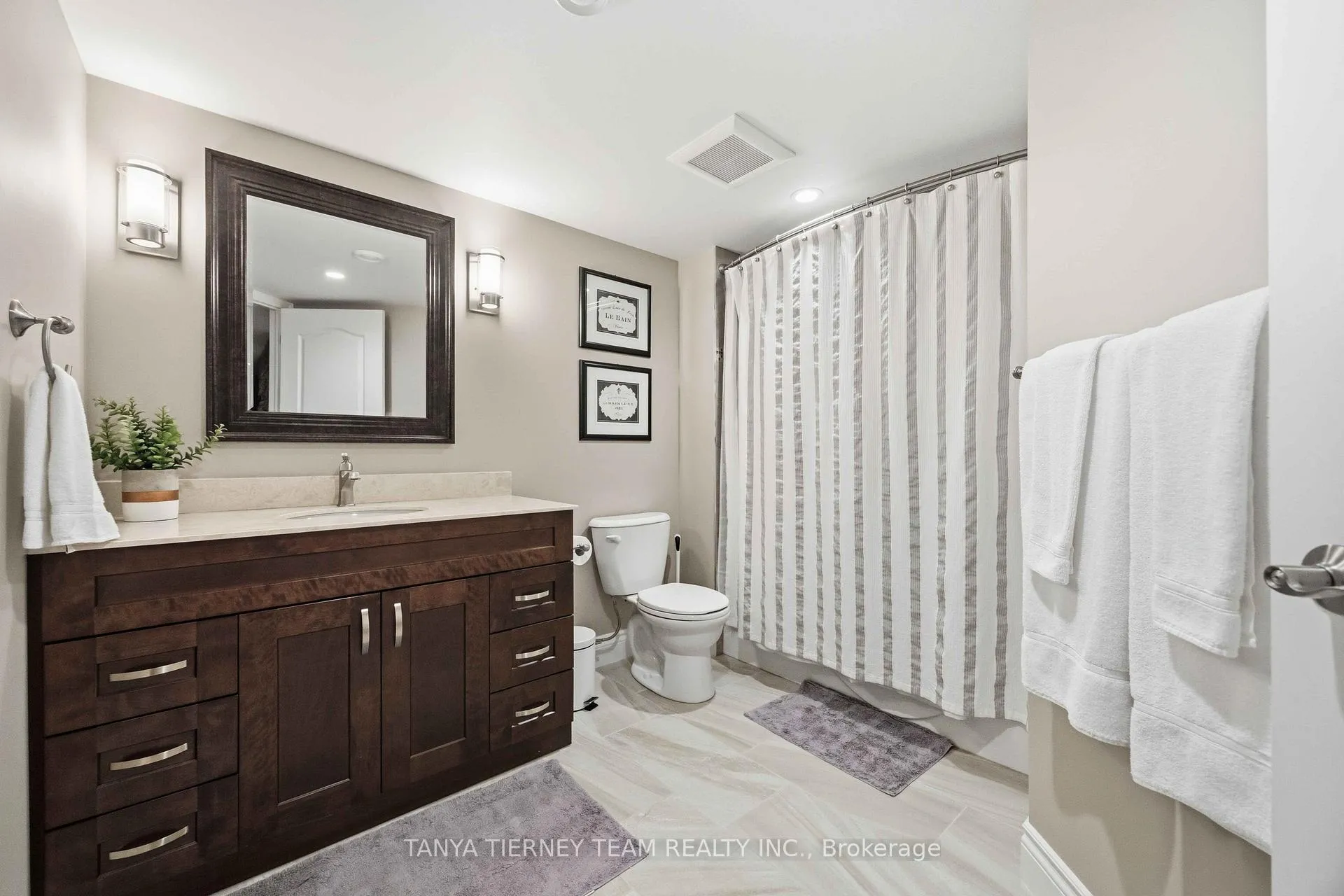 Photo 42 of 25 Montana Crescent, Whitby, Brooklin — HOMEH