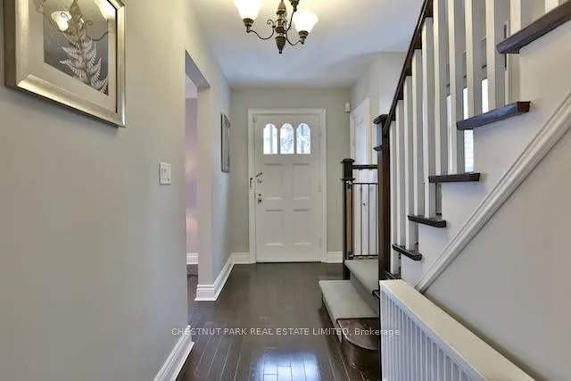 Photo 2 of 54 Brookview Drive, Toronto, Englemount-Lawrence — HOMEH