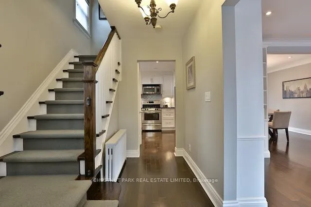Photo 3 of 54 Brookview Drive, Toronto, Englemount-Lawrence — HOMEH