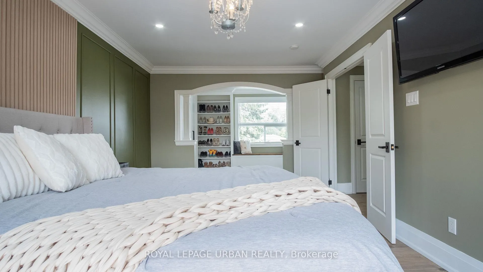 Photo 20 of 4 Deerfield Crescent, Brampton, Southgate — HOMEH