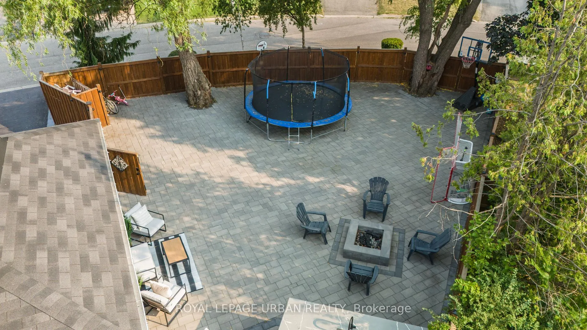 Photo 41 of 4 Deerfield Crescent, Brampton, Southgate — HOMEH