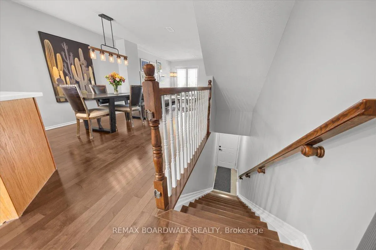 Photo 2 of 366 Crownridge Drive, Ottawa, Kanata - Emerald Meadows/Trailwest — HOMEH