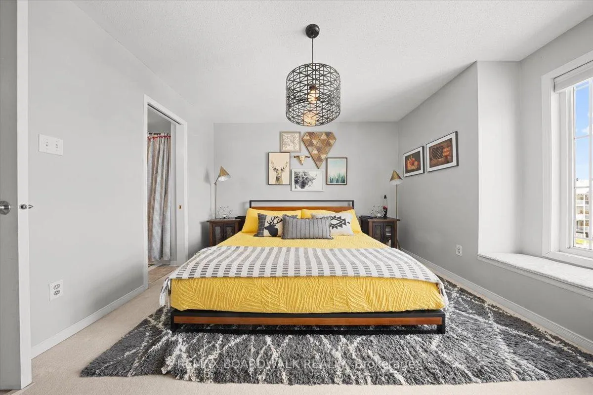 Photo 27 of 366 Crownridge Drive, Ottawa, Kanata - Emerald Meadows/Trailwest — HOMEH