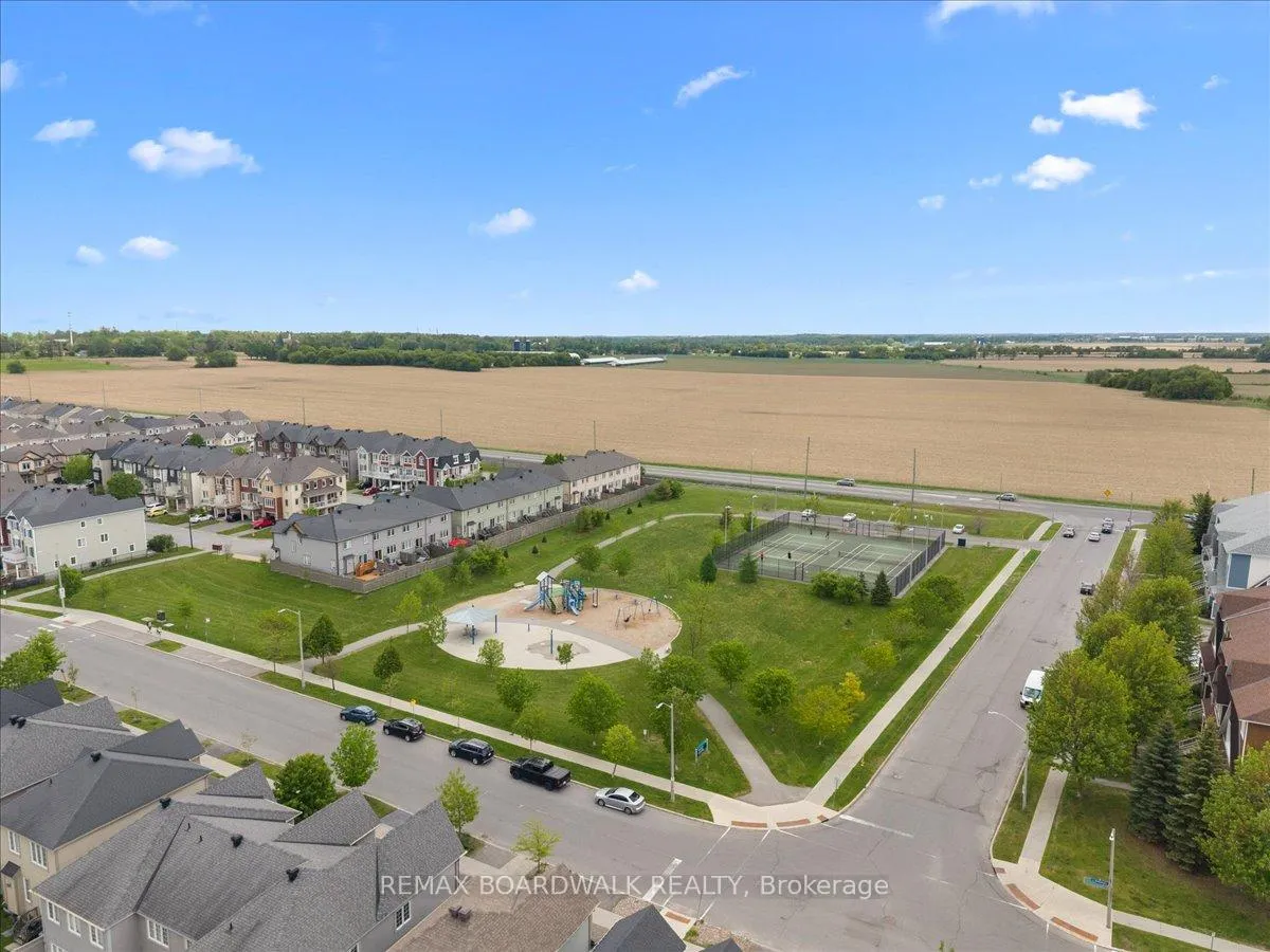 Photo 45 of 366 Crownridge Drive, Ottawa, Kanata - Emerald Meadows/Trailwest — HOMEH